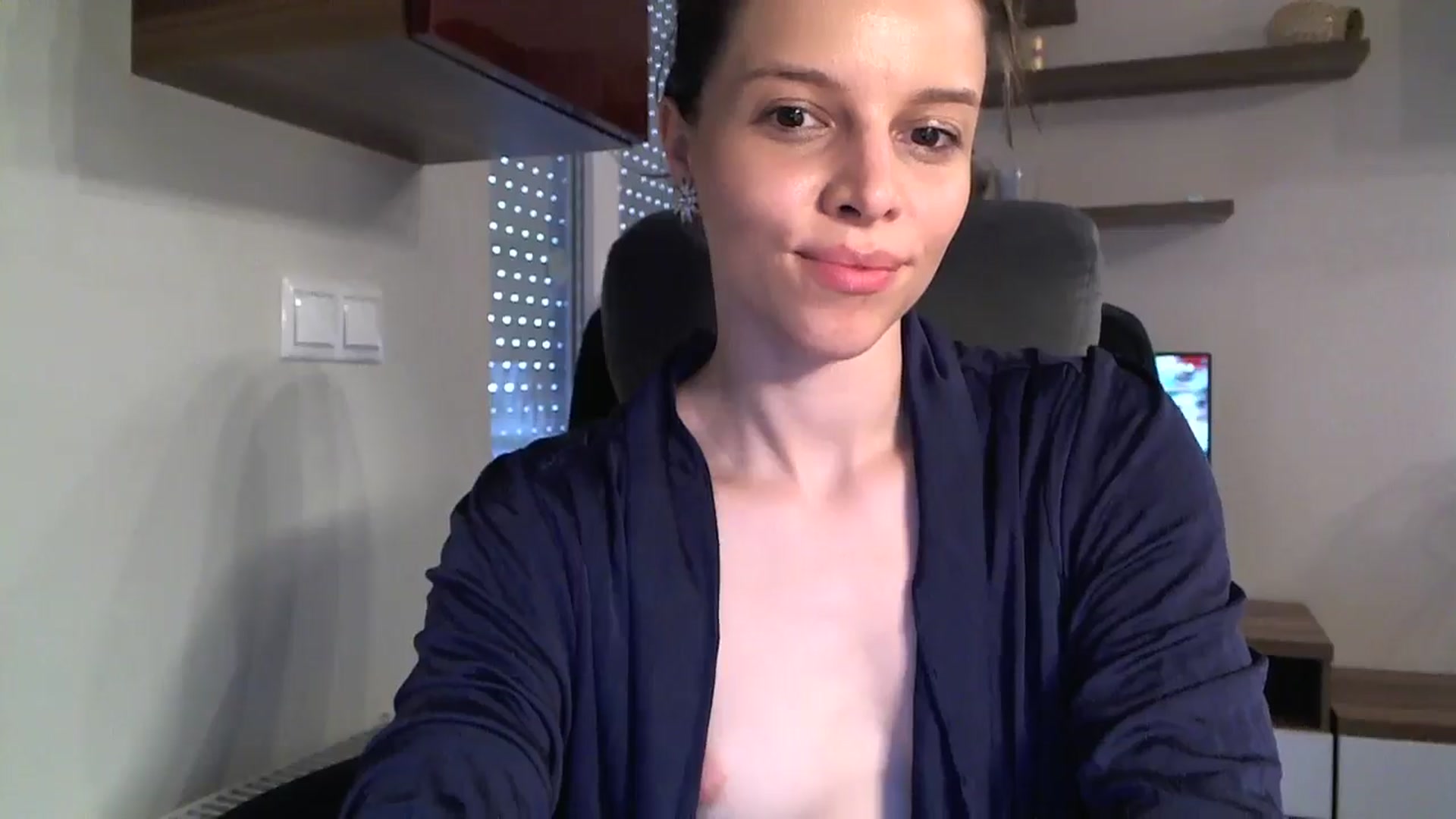 Gallery image thumbnail from Heaven_hot's myfreecams stream on, 07/27/2024, 14:22 image 18 of 20