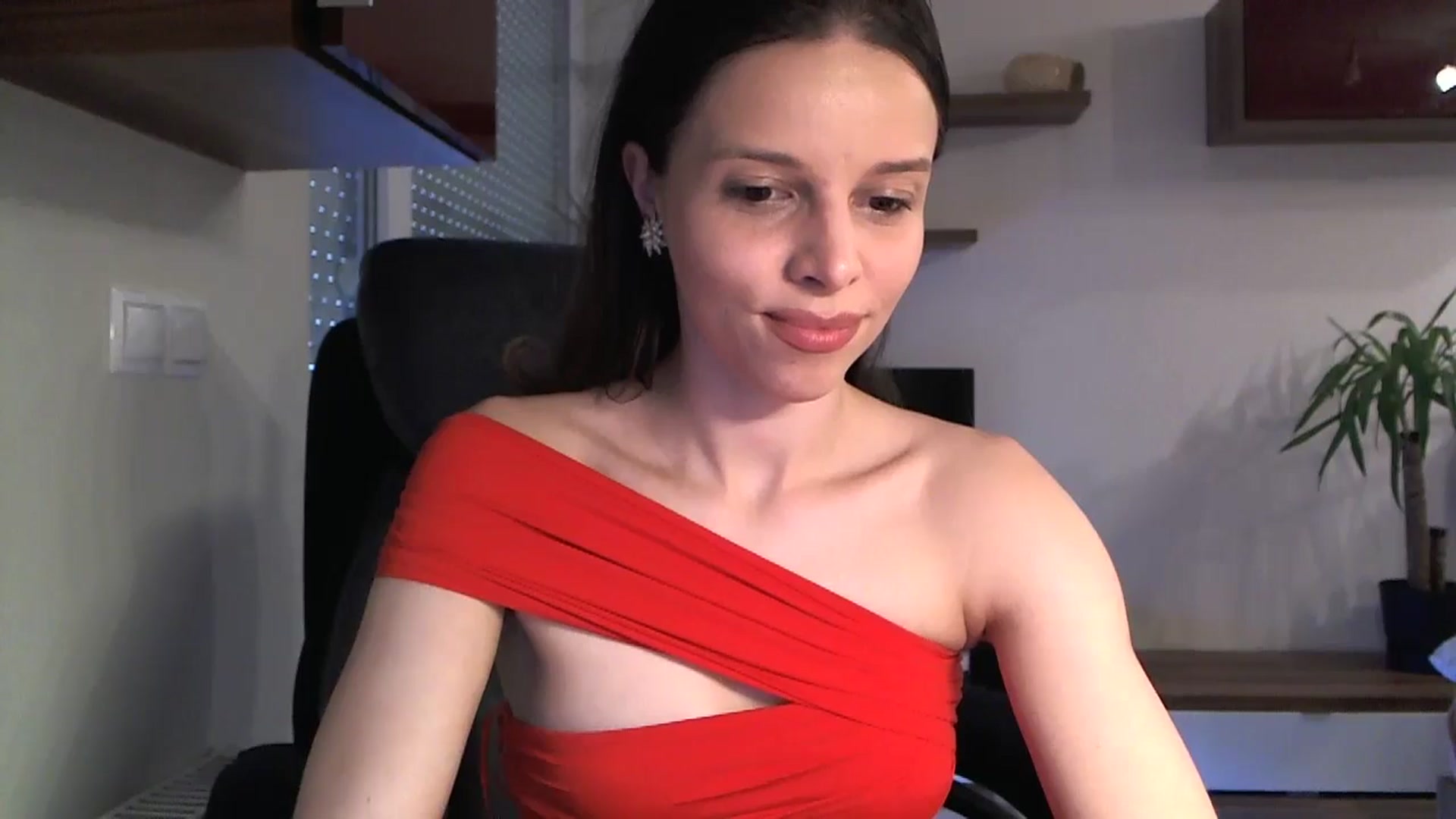 Gallery image thumbnail from Heaven_hot's myfreecams stream on, 08/01/2024, 12:47 image 16 of 20