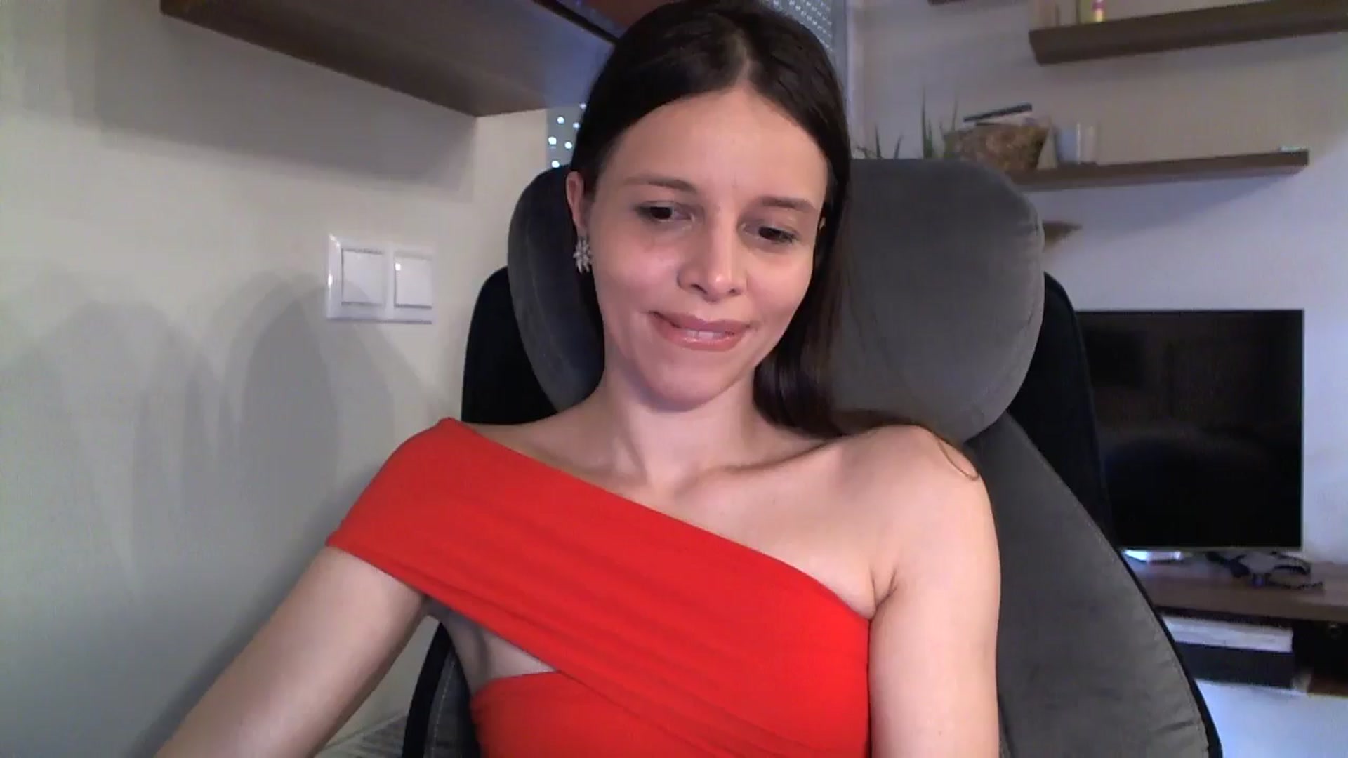 Gallery image thumbnail from Heaven_hot's myfreecams stream on, 08/01/2024, 15:00 image 1 of 20