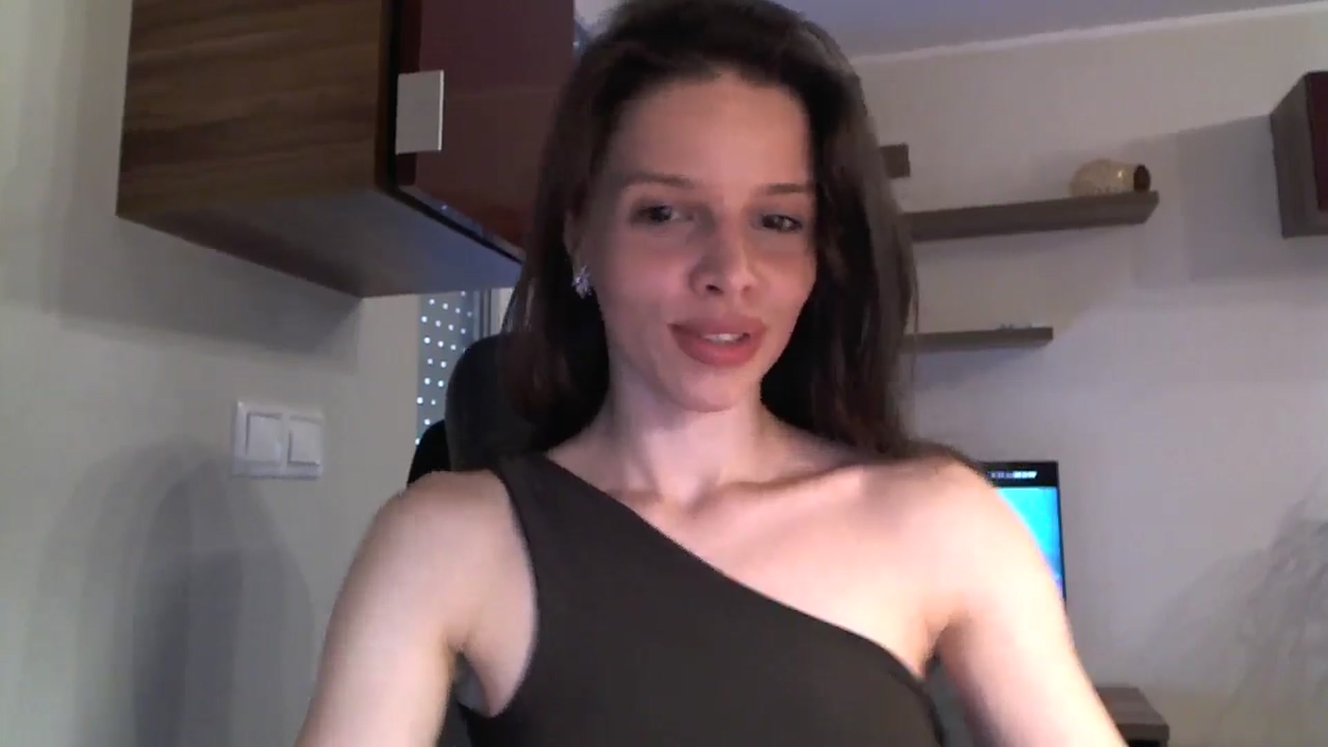 Gallery image thumbnail from Heaven_hot's myfreecams stream on, 08/03/2024, 13:18 image 14 of 20