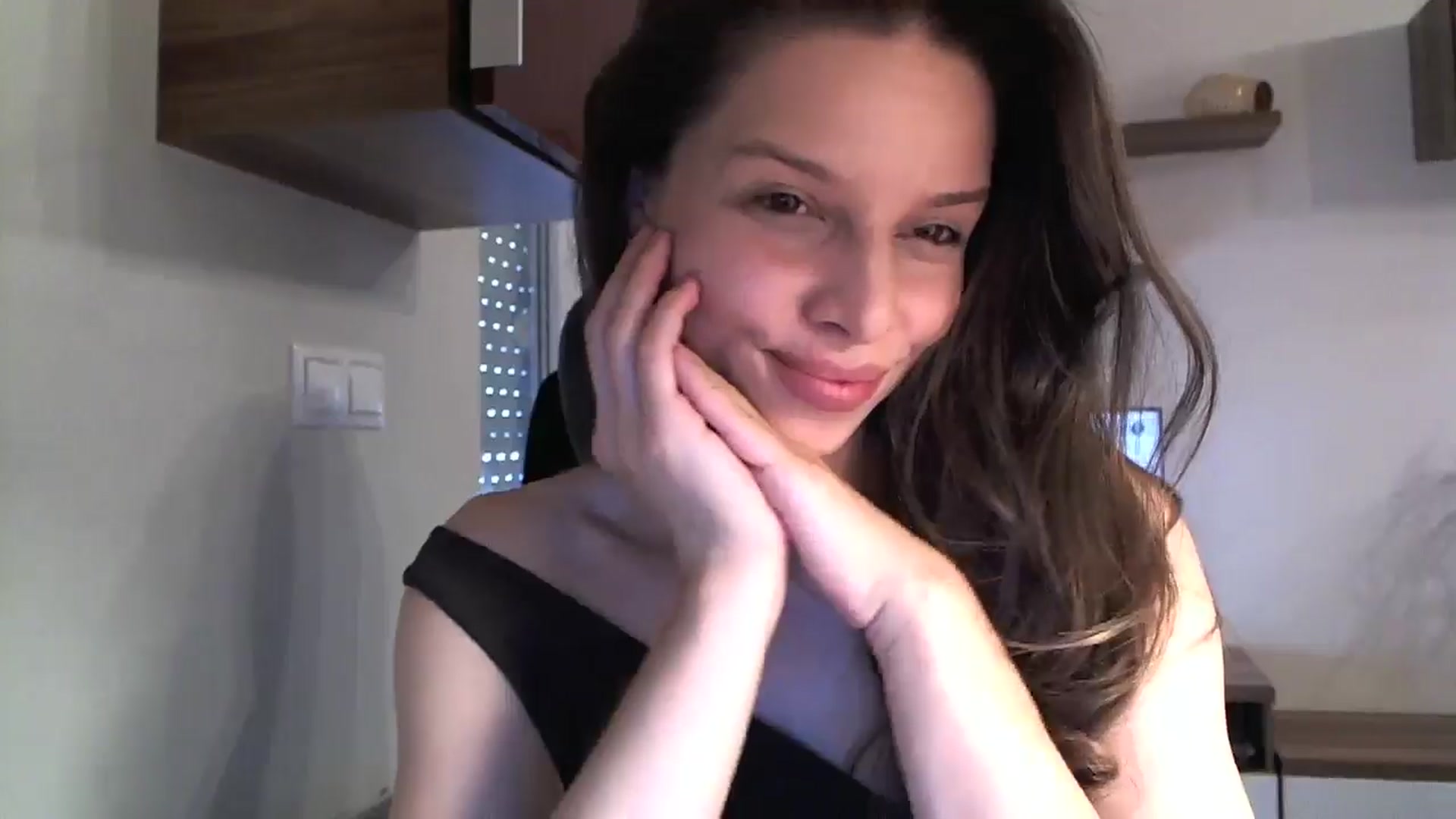 Gallery image thumbnail from Heaven_hot's myfreecams stream on, 08/03/2024, 14:56 image 18 of 20