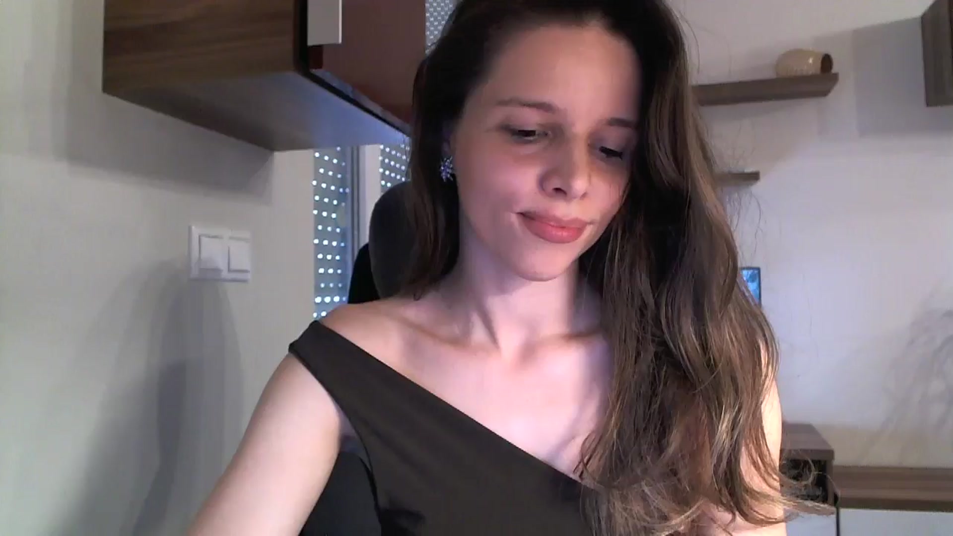 Gallery image thumbnail from Heaven_hot's myfreecams stream on, 08/03/2024, 14:56 image 19 of 20