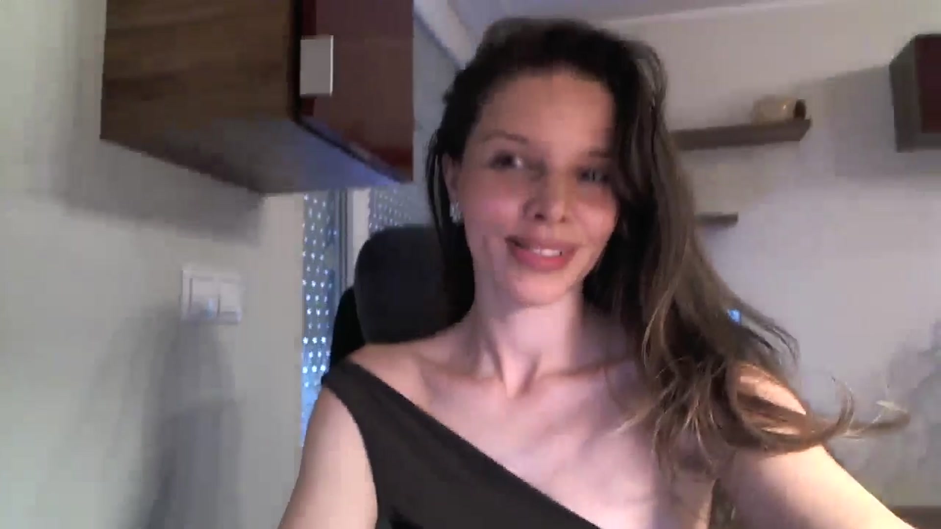 Gallery image thumbnail from Heaven_hot's myfreecams stream on, 08/03/2024, 14:56 image 17 of 20