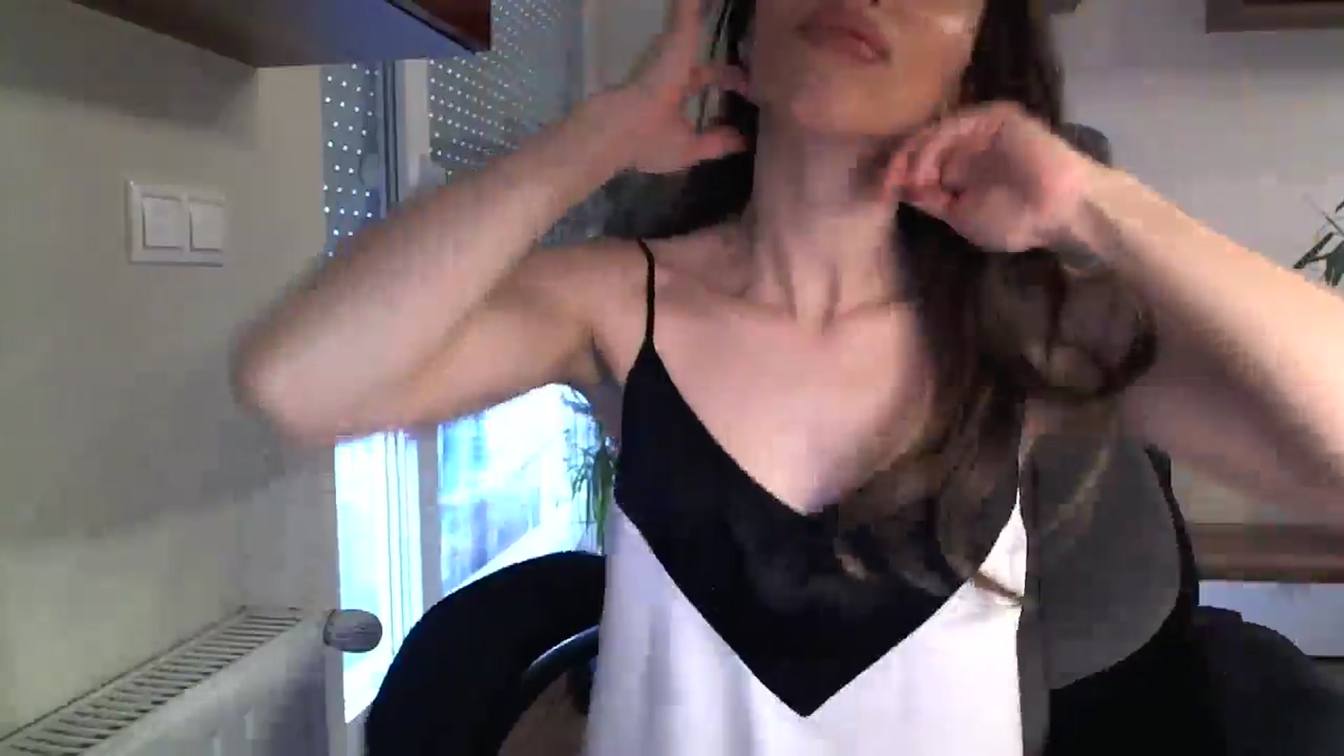 Gallery image thumbnail from Heaven_hot's myfreecams stream on, 08/08/2024, 12:25 image 11 of 20