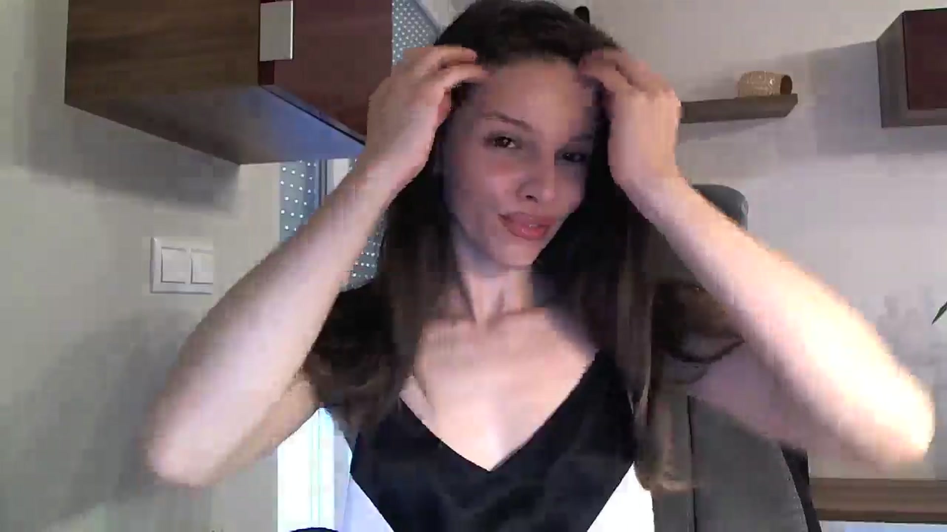 Gallery image thumbnail from Heaven_hot's myfreecams stream on, 08/08/2024, 12:25 image 4 of 20
