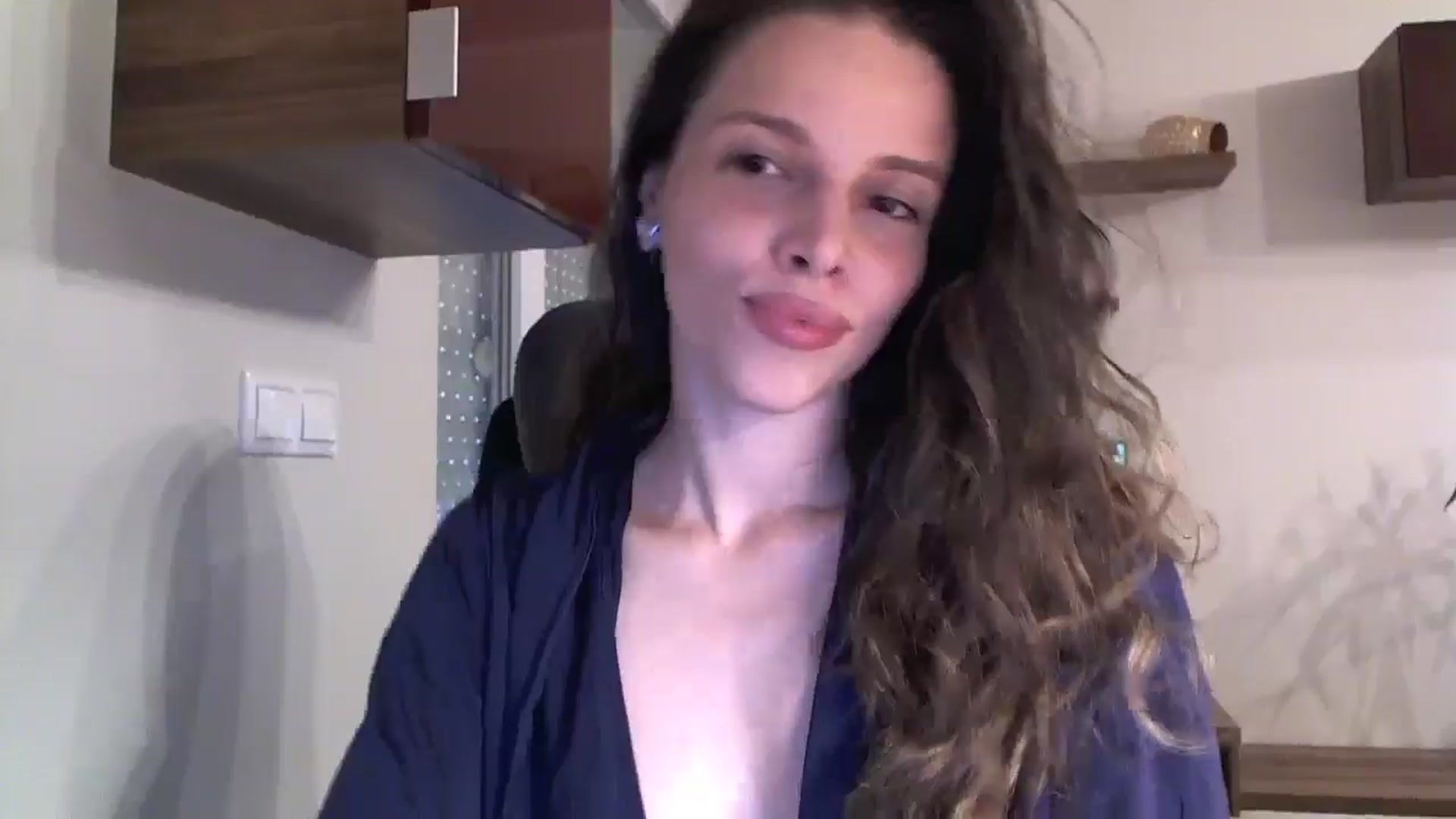 Gallery image thumbnail from Heaven_hot's myfreecams stream on, 08/09/2024, 17:54 image 3 of 20
