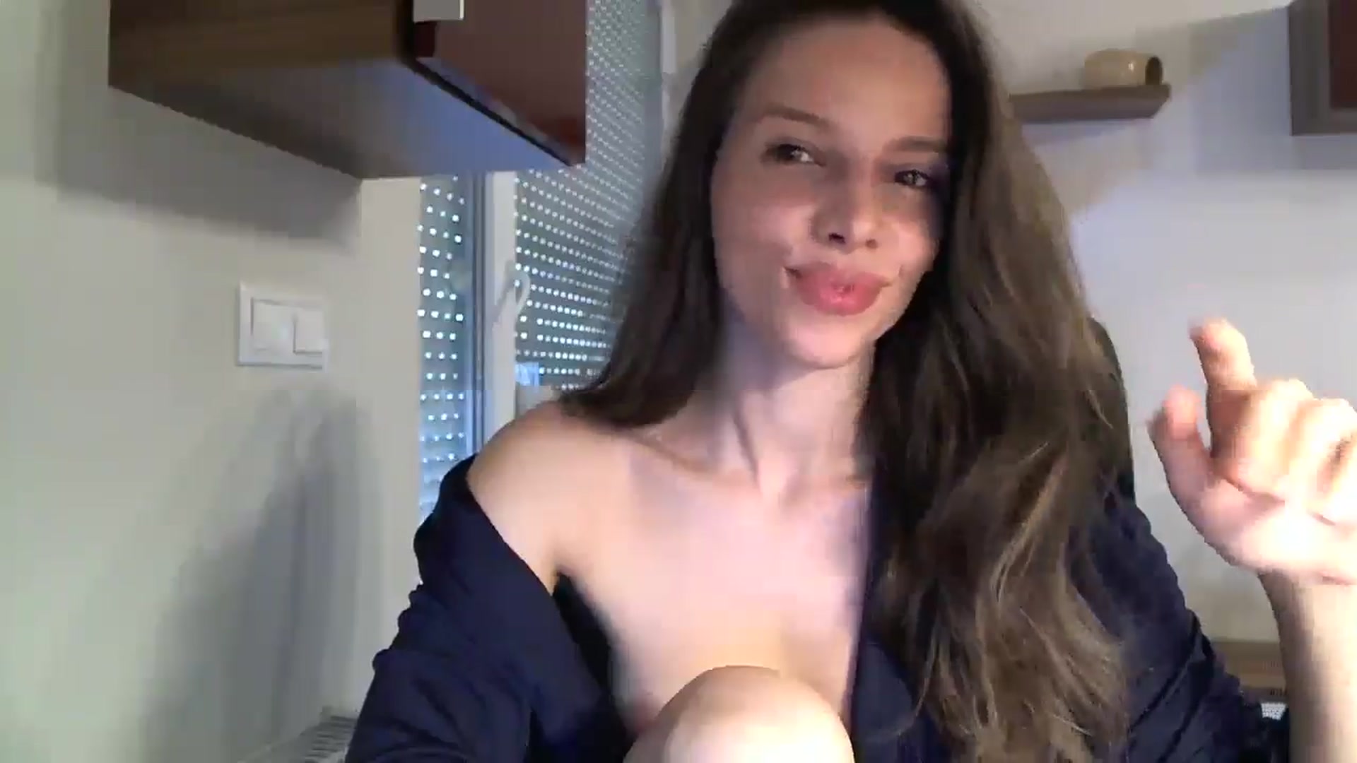 Gallery image thumbnail from Heaven_hot's myfreecams stream on, 08/14/2024, 14:54 image 12 of 20