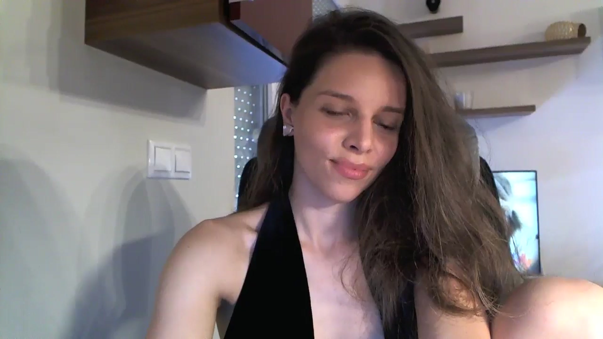 Gallery image thumbnail from Heaven_hot's myfreecams stream on, 08/17/2024, 12:48 image 13 of 20