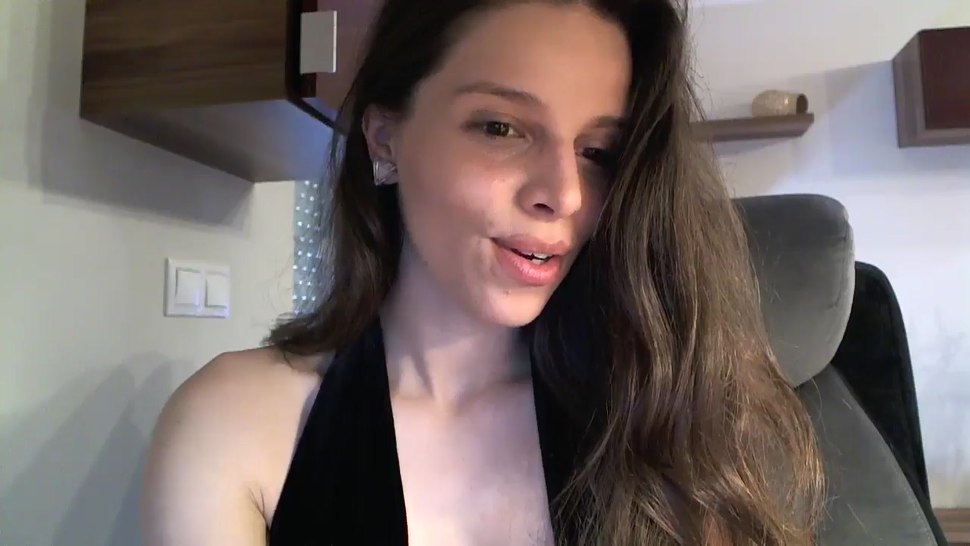 Gallery image thumbnail from Heaven_hot's myfreecams stream on, 08/17/2024, 12:48 image 19 of 20