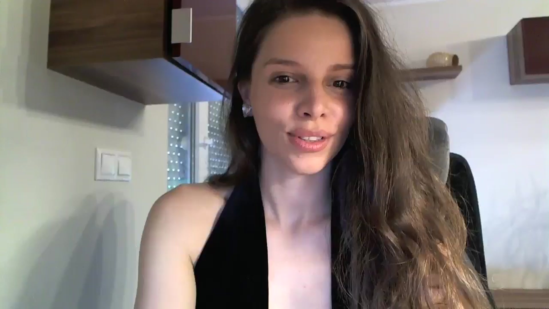Gallery image thumbnail from Heaven_hot's myfreecams stream on, 08/17/2024, 12:48 image 20 of 20