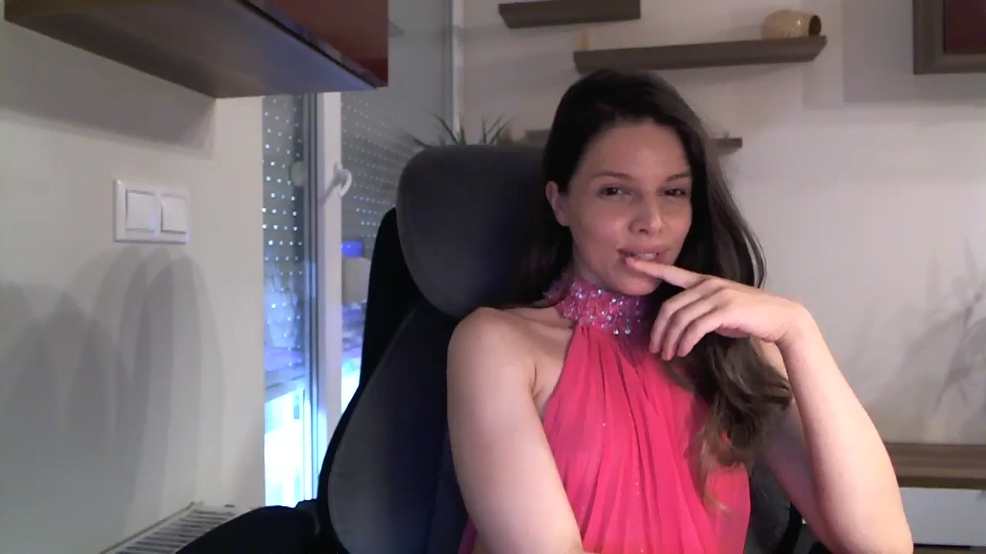 Gallery image thumbnail from Heaven_hot's myfreecams stream on, 08/22/2024, 16:37 image 15 of 20