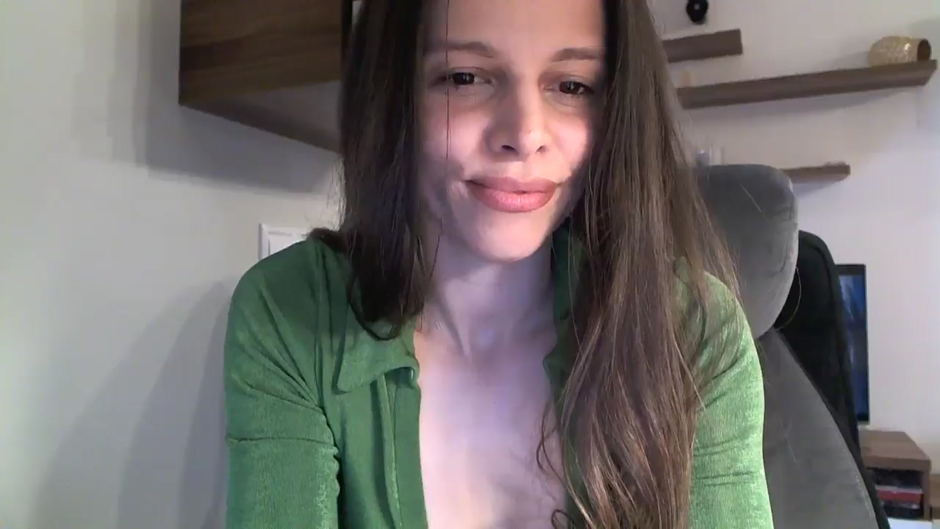 Gallery image thumbnail from Heaven_hot's myfreecams stream on, 09/07/2024, 13:24 image 18 of 20