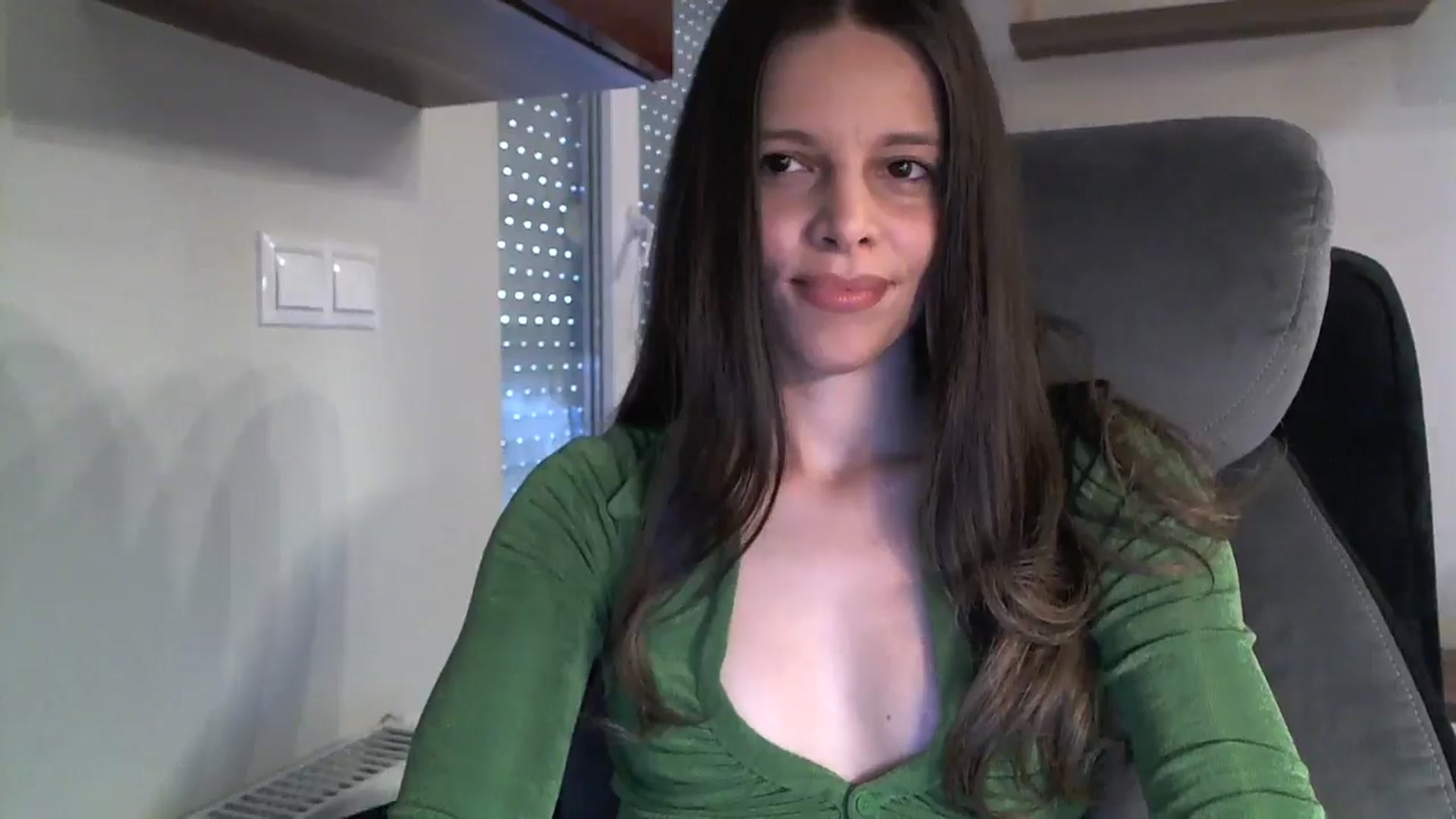 Gallery image thumbnail from Heaven_hot's myfreecams stream on, 09/07/2024, 13:24 image 10 of 20