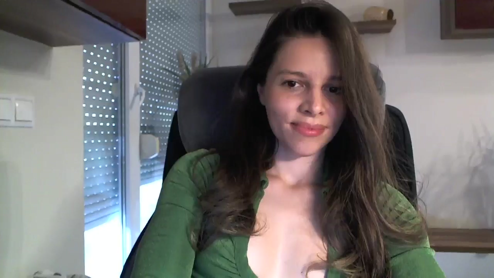 Gallery image thumbnail from Heaven_hot's myfreecams stream on, 09/07/2024, 14:32 image 7 of 20