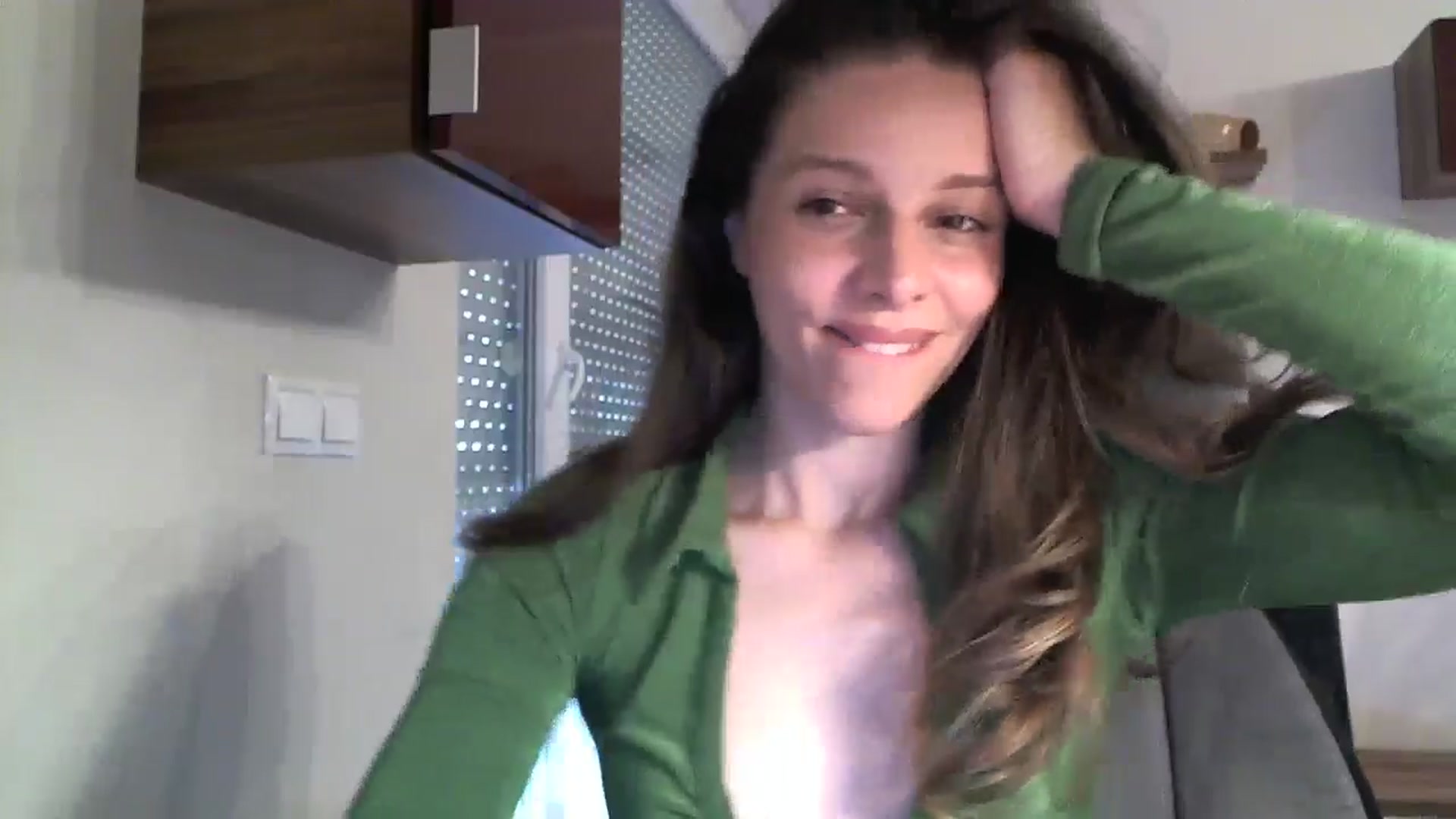 Gallery image thumbnail from Heaven_hot's myfreecams stream on, 09/07/2024, 14:32 image 17 of 20