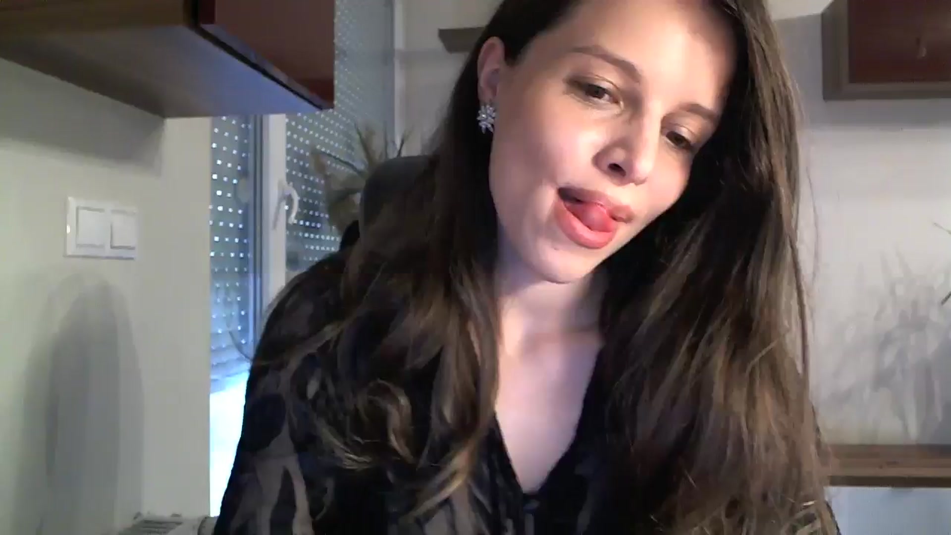 Gallery image thumbnail from Heaven_hot's myfreecams stream on, 09/08/2024, 14:10 image 3 of 20