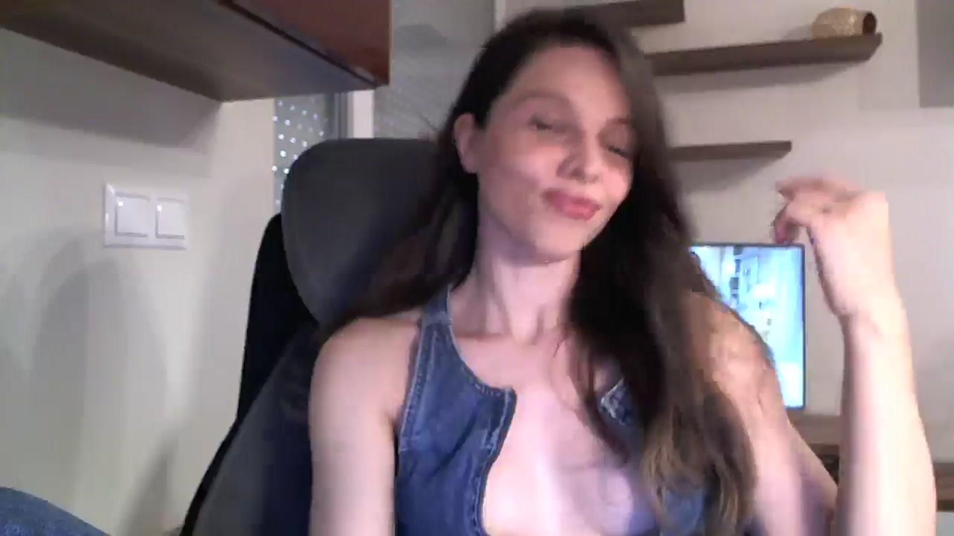 Gallery image thumbnail from Heaven_hot's myfreecams stream on, 09/26/2024, 16:01 image 3 of 20