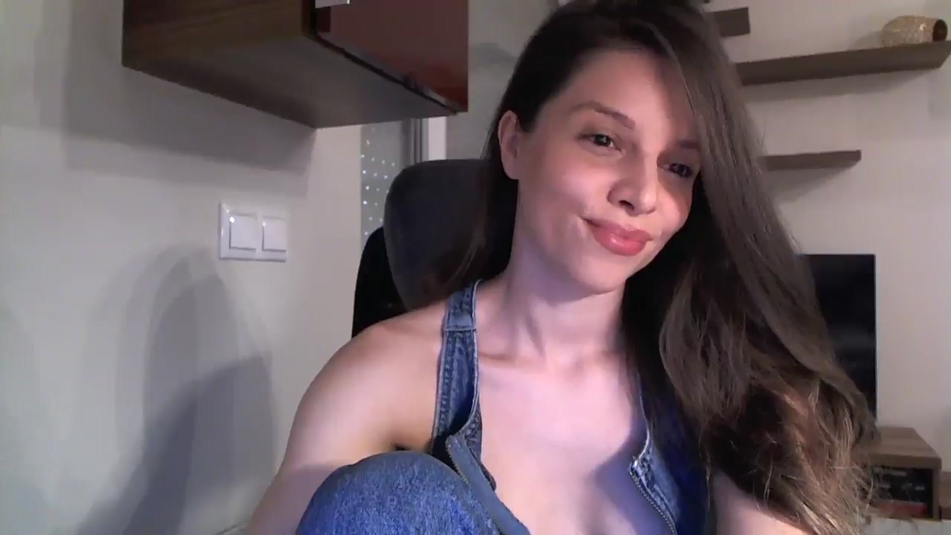 Gallery image thumbnail from Heaven_hot's myfreecams stream on, 09/26/2024, 16:01 image 18 of 20
