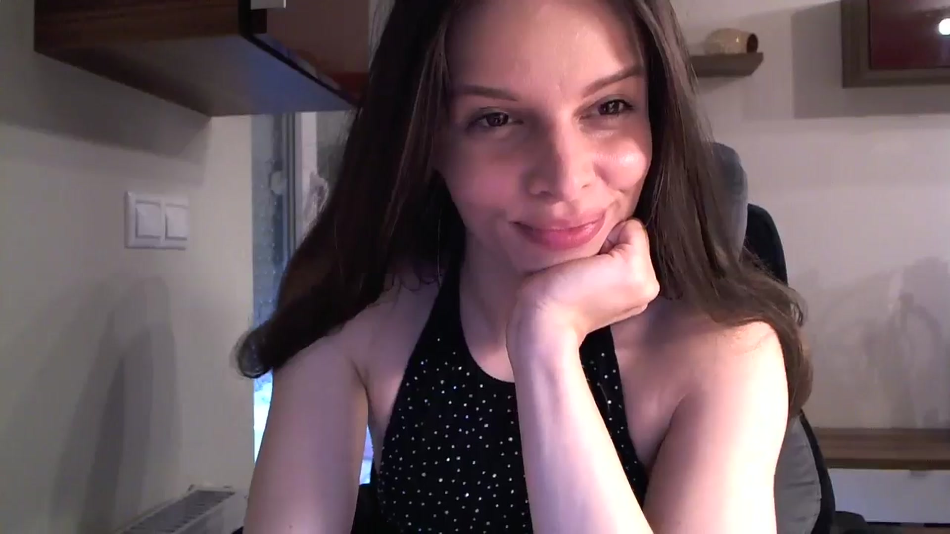 Gallery image thumbnail from Heaven_hot's myfreecams stream on, 10/06/2024, 14:28 image 8 of 20