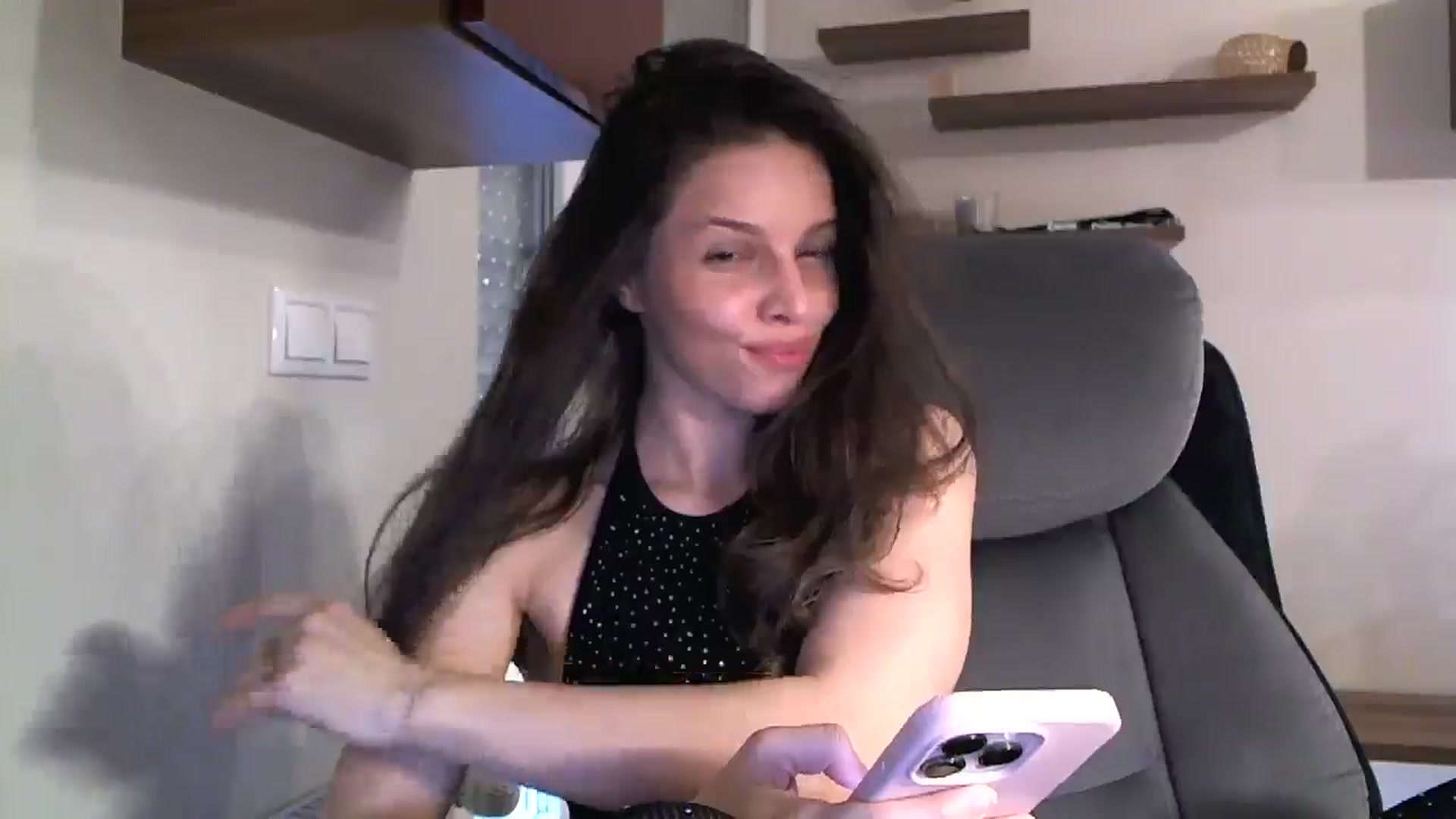 Gallery image thumbnail from Heaven_hot's myfreecams stream on, 10/06/2024, 14:28 image 14 of 20