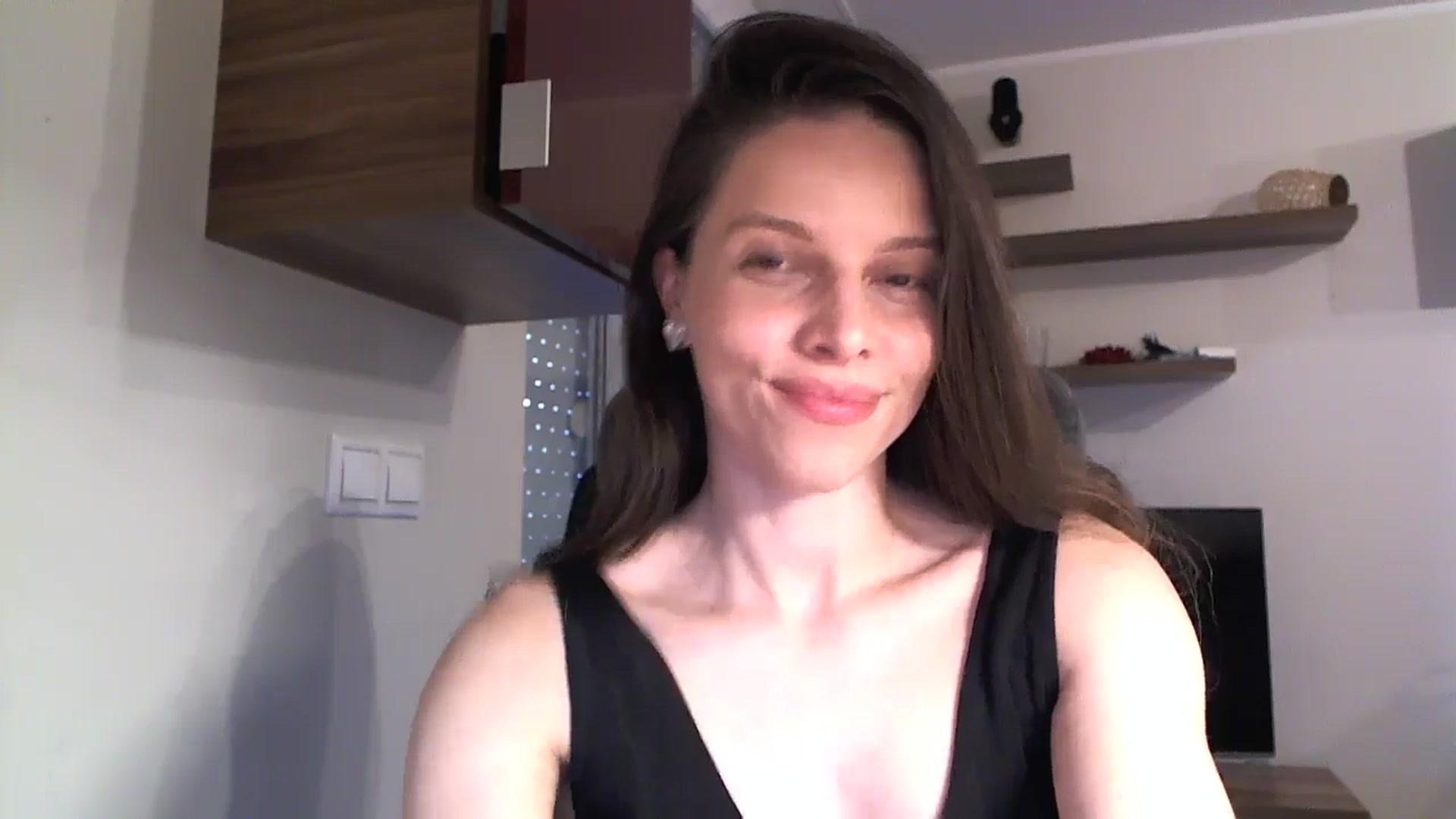 Gallery image thumbnail from Heaven_hot's myfreecams stream on, 10/19/2024, 15:15 image 9 of 20