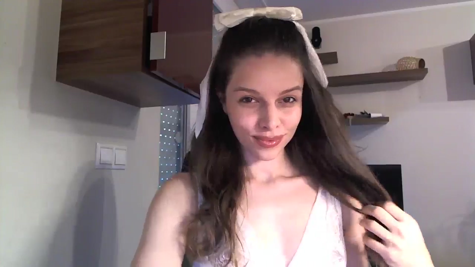 Gallery image thumbnail from Heaven_hot's myfreecams stream on, 10/20/2024, 14:25 image 2 of 20