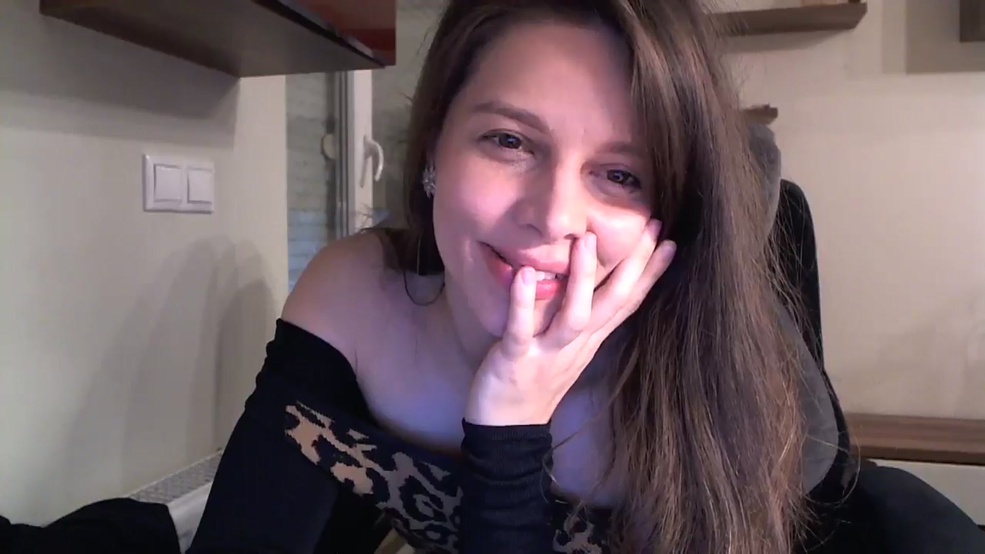 Gallery image thumbnail from Heaven_hot's myfreecams stream on, 10/23/2024, 16:36 image 19 of 20