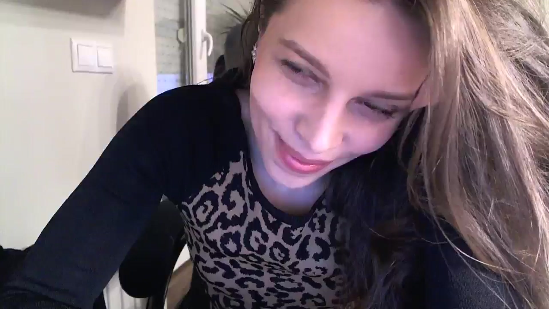 Gallery image thumbnail from Heaven_hot's myfreecams stream on, 10/23/2024, 16:36 image 15 of 20