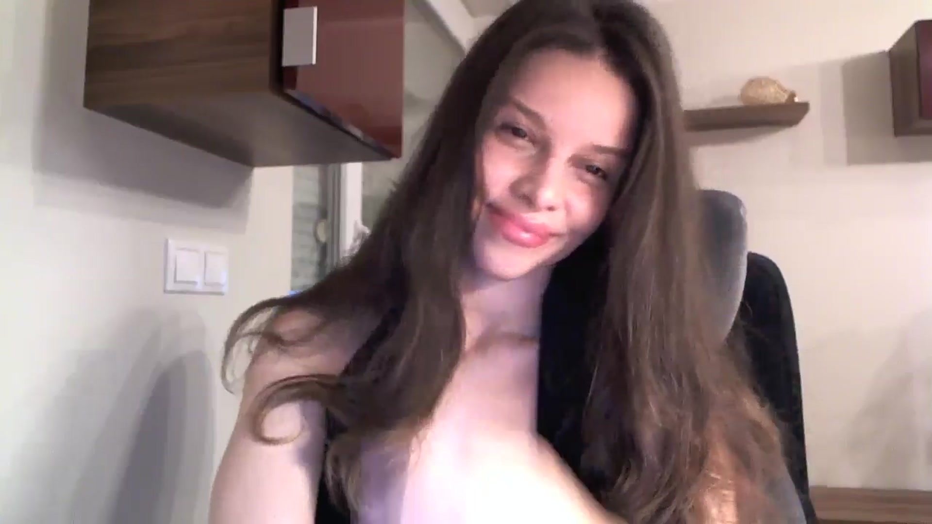 Gallery image thumbnail from Heaven_hot's myfreecams stream on, 10/30/2024, 17:04 image 4 of 20