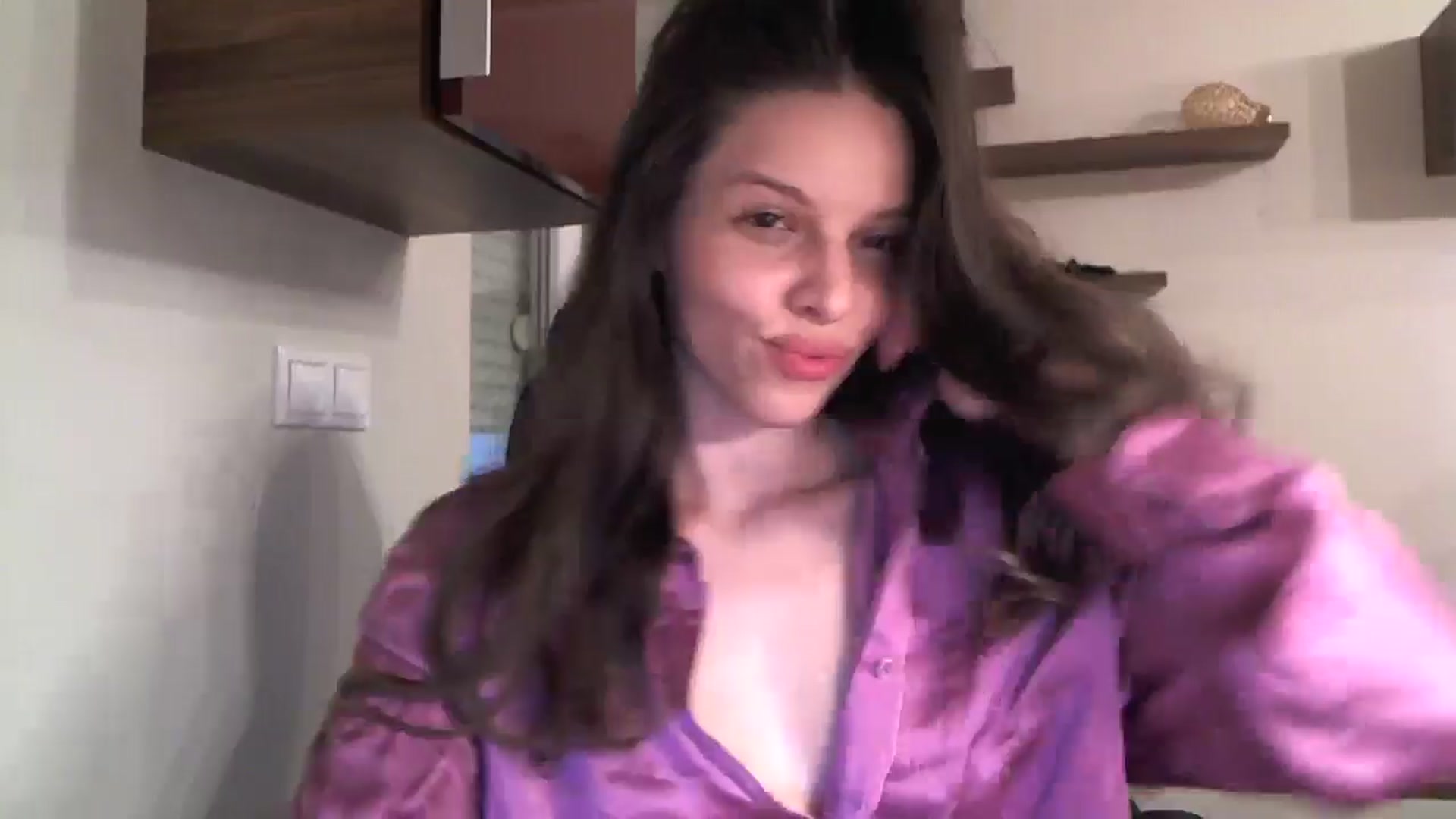 Gallery image thumbnail from Heaven_hot's myfreecams stream on, 10/31/2024, 17:39 image 4 of 20