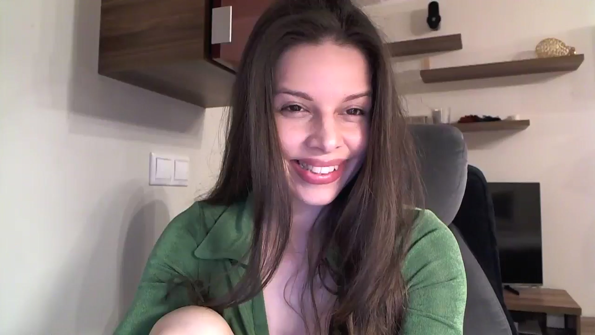 Gallery image thumbnail from Heaven_hot's myfreecams stream on, 11/02/2024, 15:15 image 1 of 20