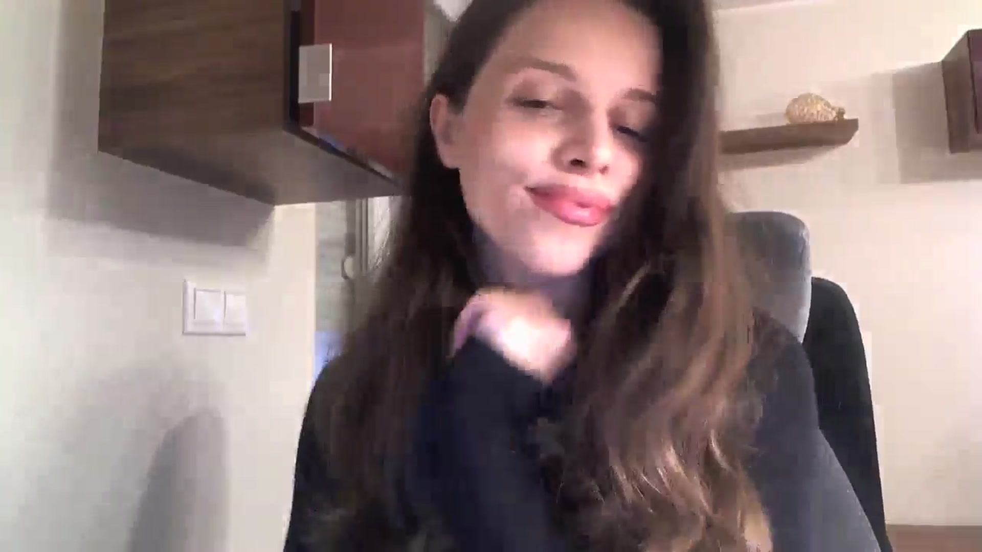 Gallery image thumbnail from Heaven_hot's myfreecams stream on, 11/07/2024, 15:34 image 12 of 20