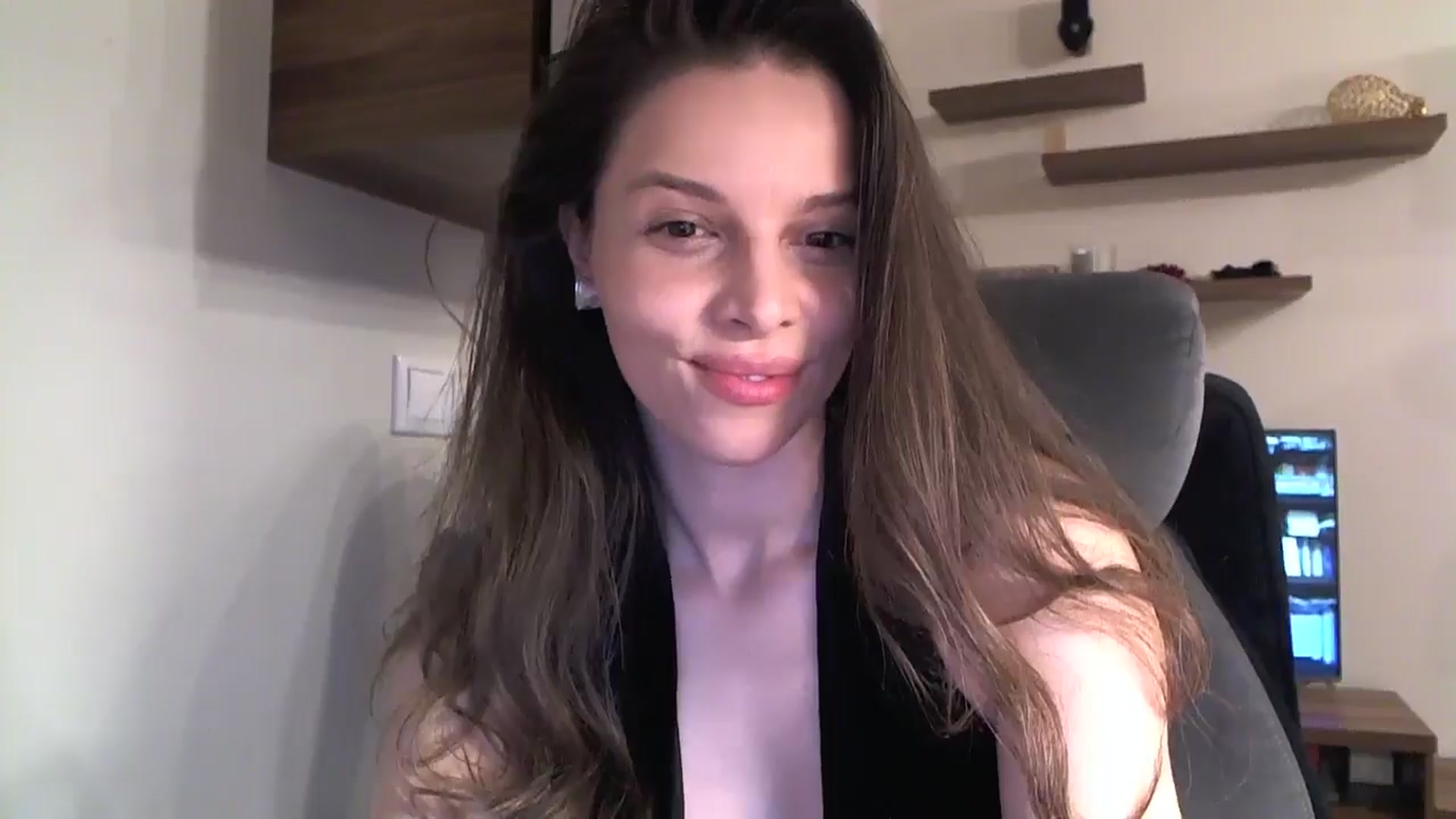 Gallery image thumbnail from Heaven_hot's myfreecams stream on, 11/10/2024, 16:25 image 17 of 20