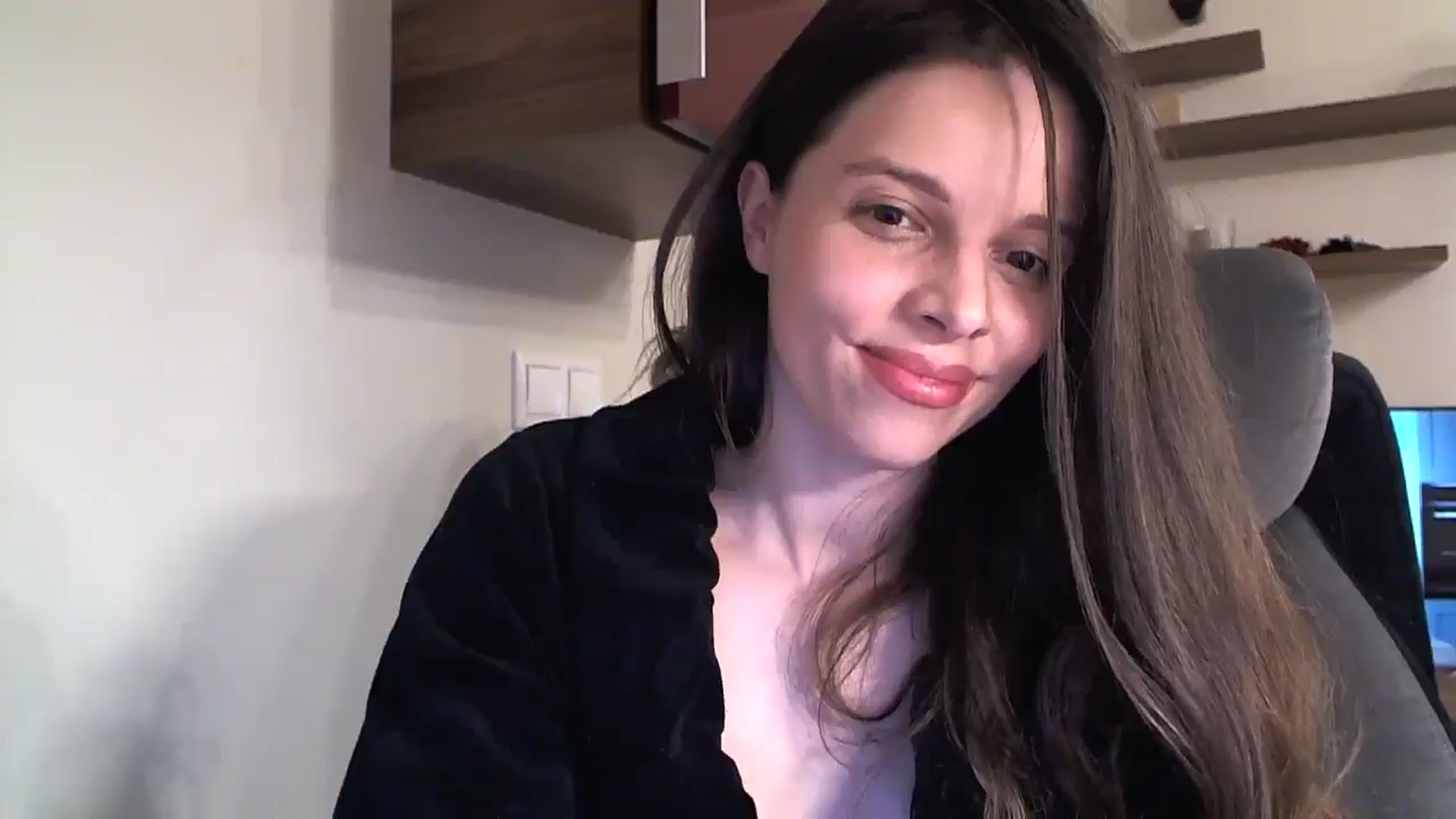 Gallery image thumbnail from Heaven_hot's myfreecams stream on, 11/11/2024, 17:39 image 17 of 20