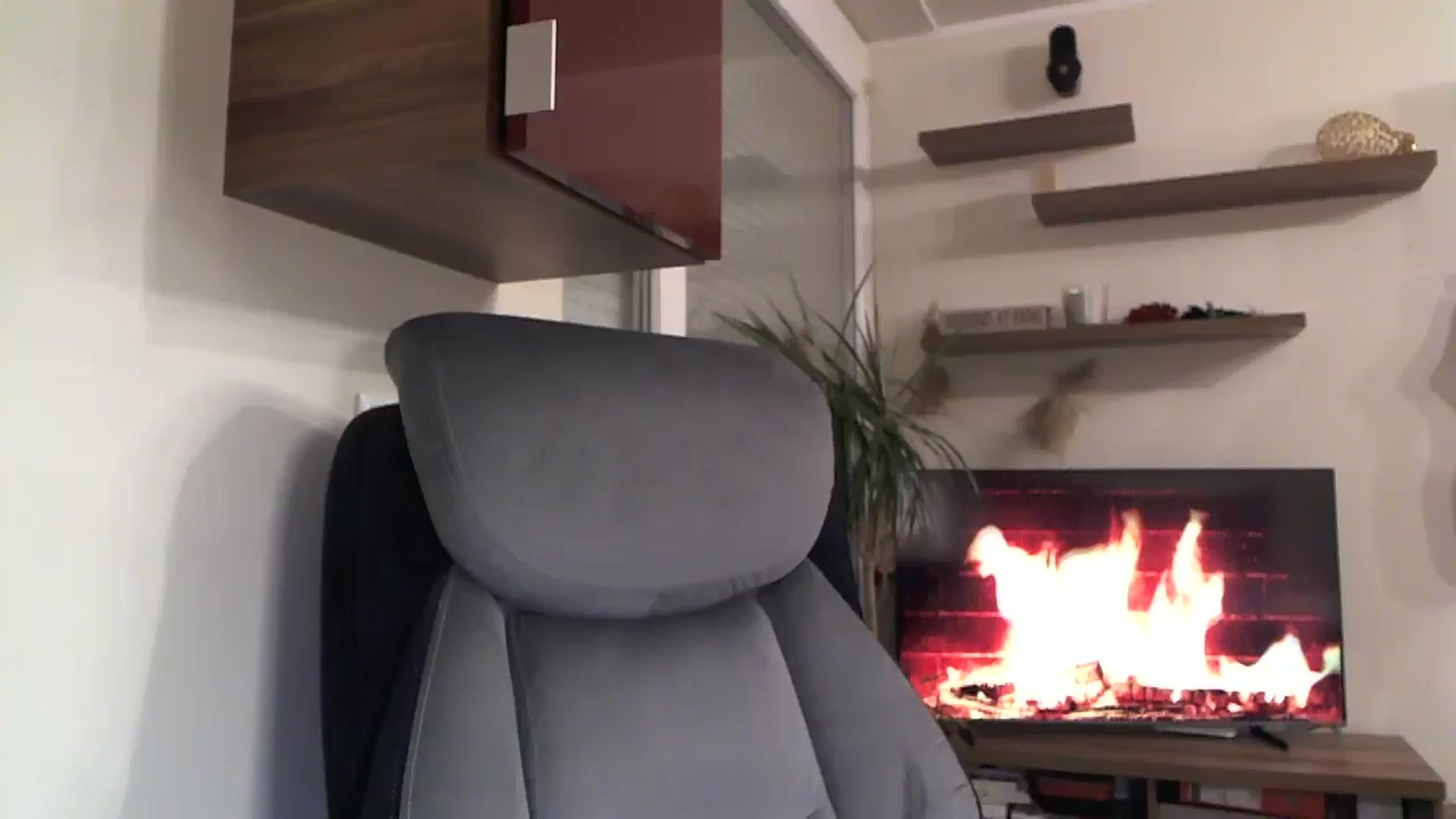 Gallery image thumbnail from Heaven_hot's myfreecams stream on, 11/13/2024, 17:47 image 16 of 20