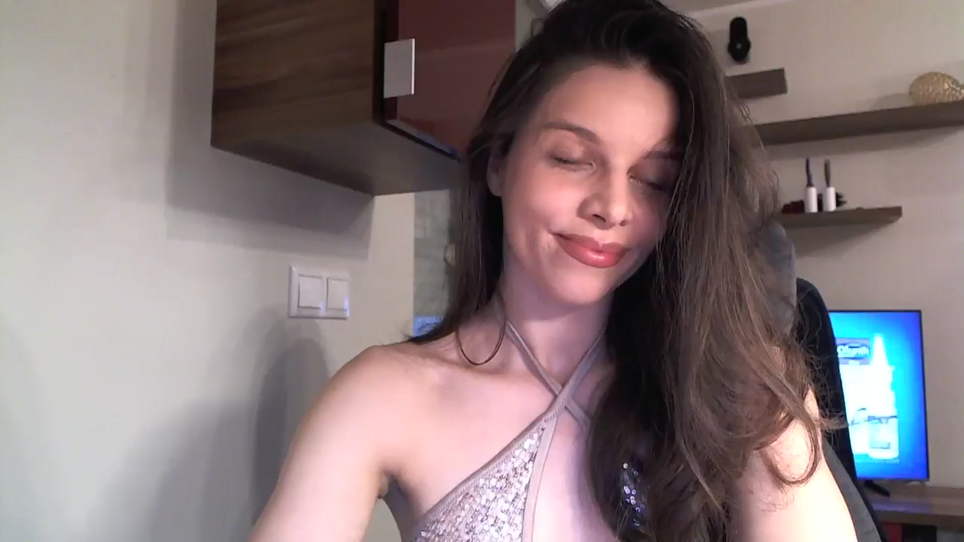 Gallery image thumbnail from Heaven_hot's myfreecams stream on, 11/14/2024, 15:49 image 11 of 20
