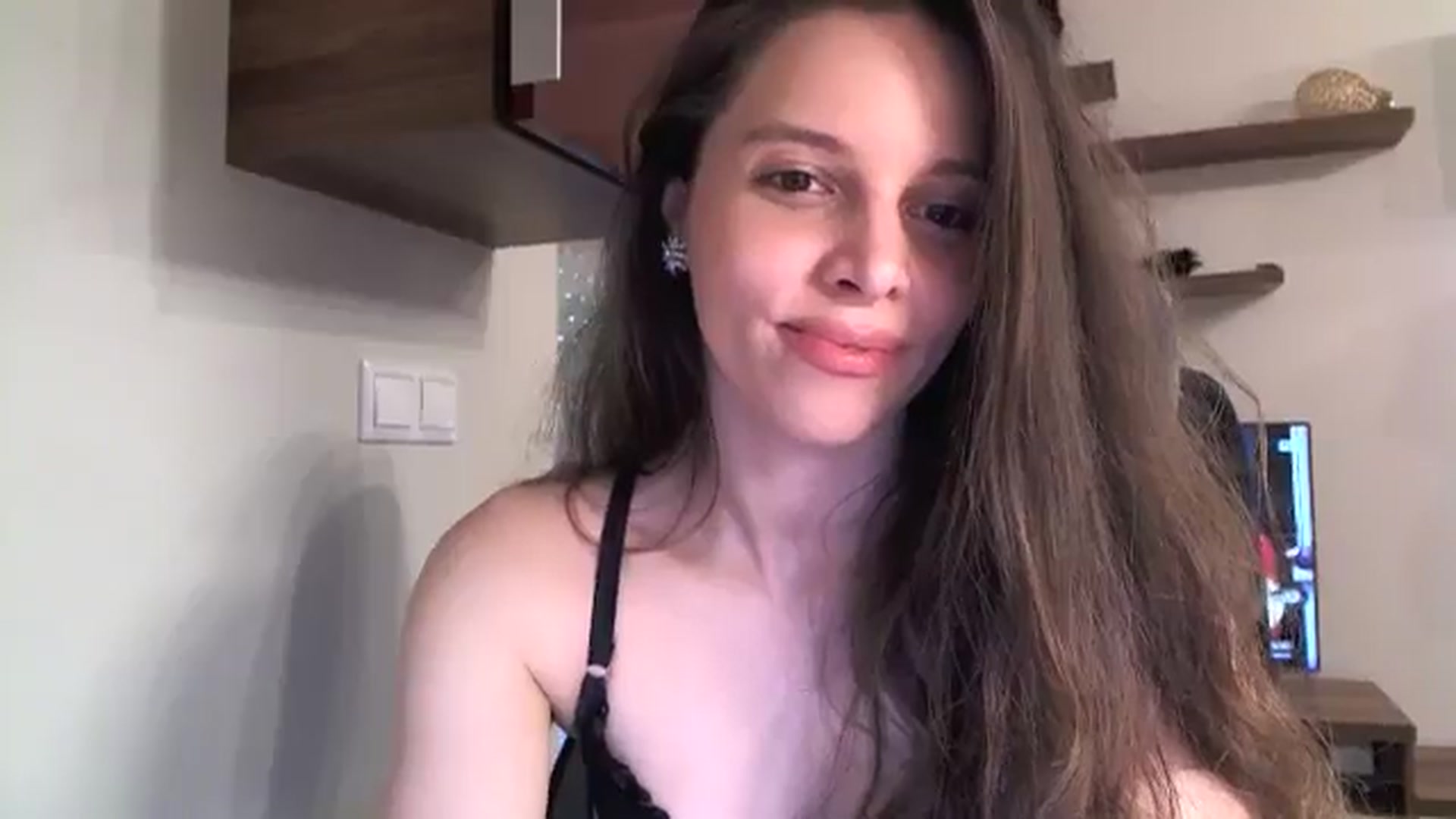 Gallery image thumbnail from Heaven_hot's myfreecams stream on, 11/16/2024, 15:50 image 6 of 20