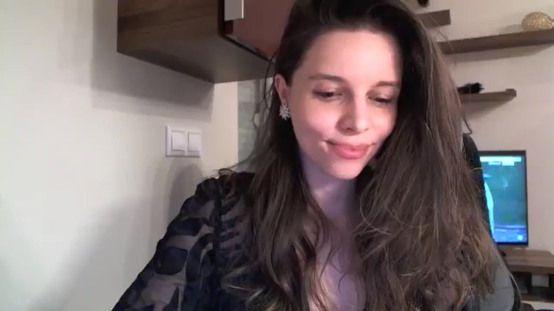 Gallery image thumbnail from Heaven_hot's myfreecams stream on, 11/16/2024, 15:50 image 15 of 20