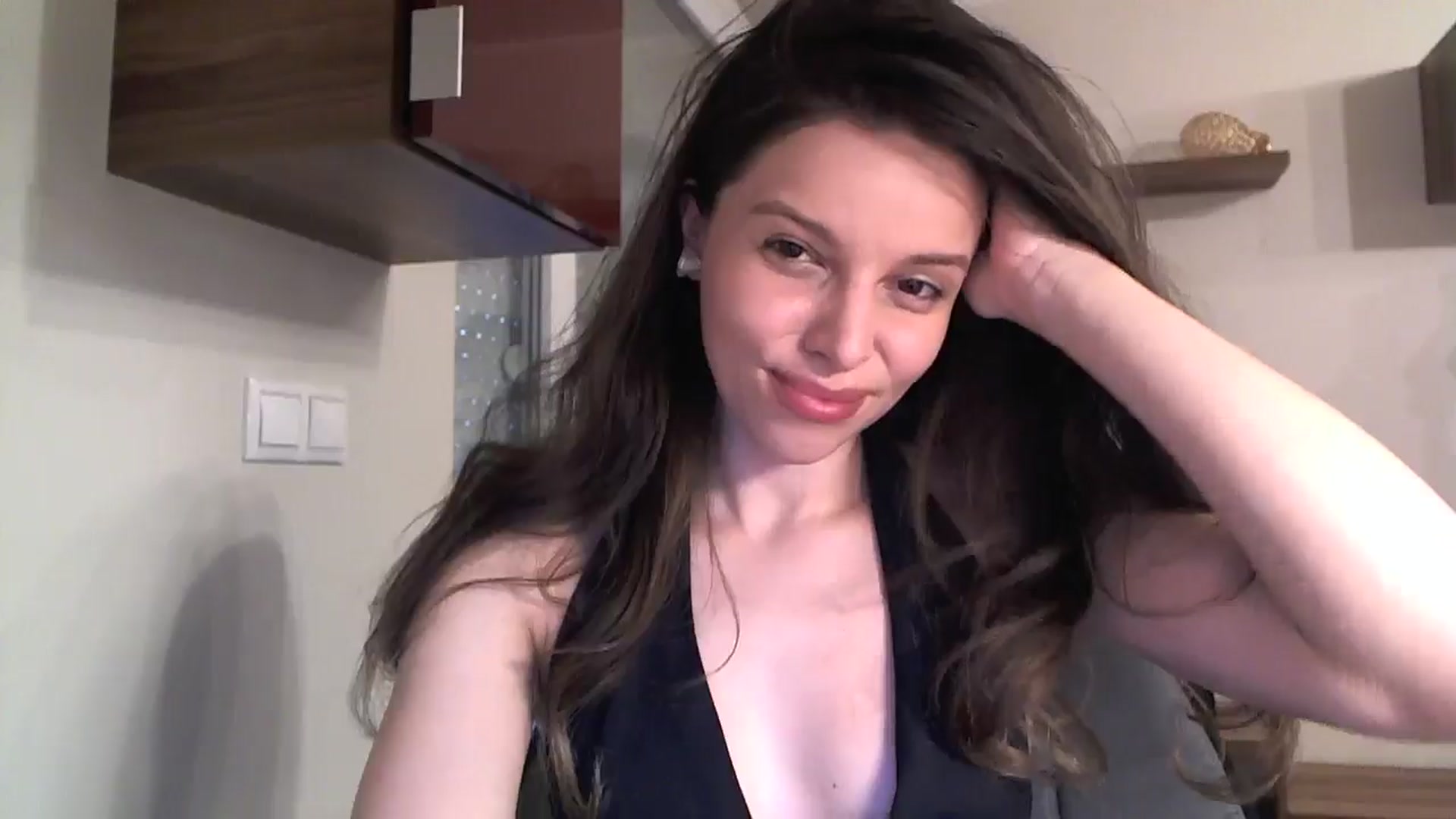 Gallery image thumbnail from Heaven_hot's myfreecams stream on, 11/17/2024, 16:09 image 4 of 20