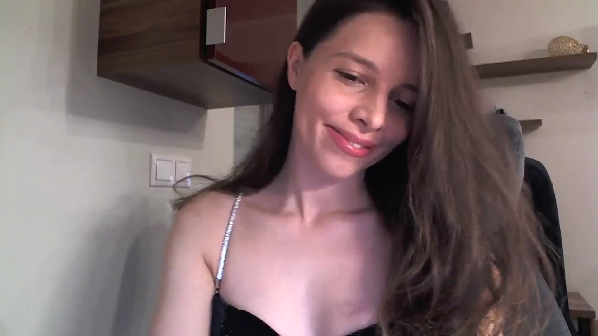 Gallery image thumbnail from Heaven_hot's myfreecams stream on, 11/20/2024, 15:04 image 5 of 20