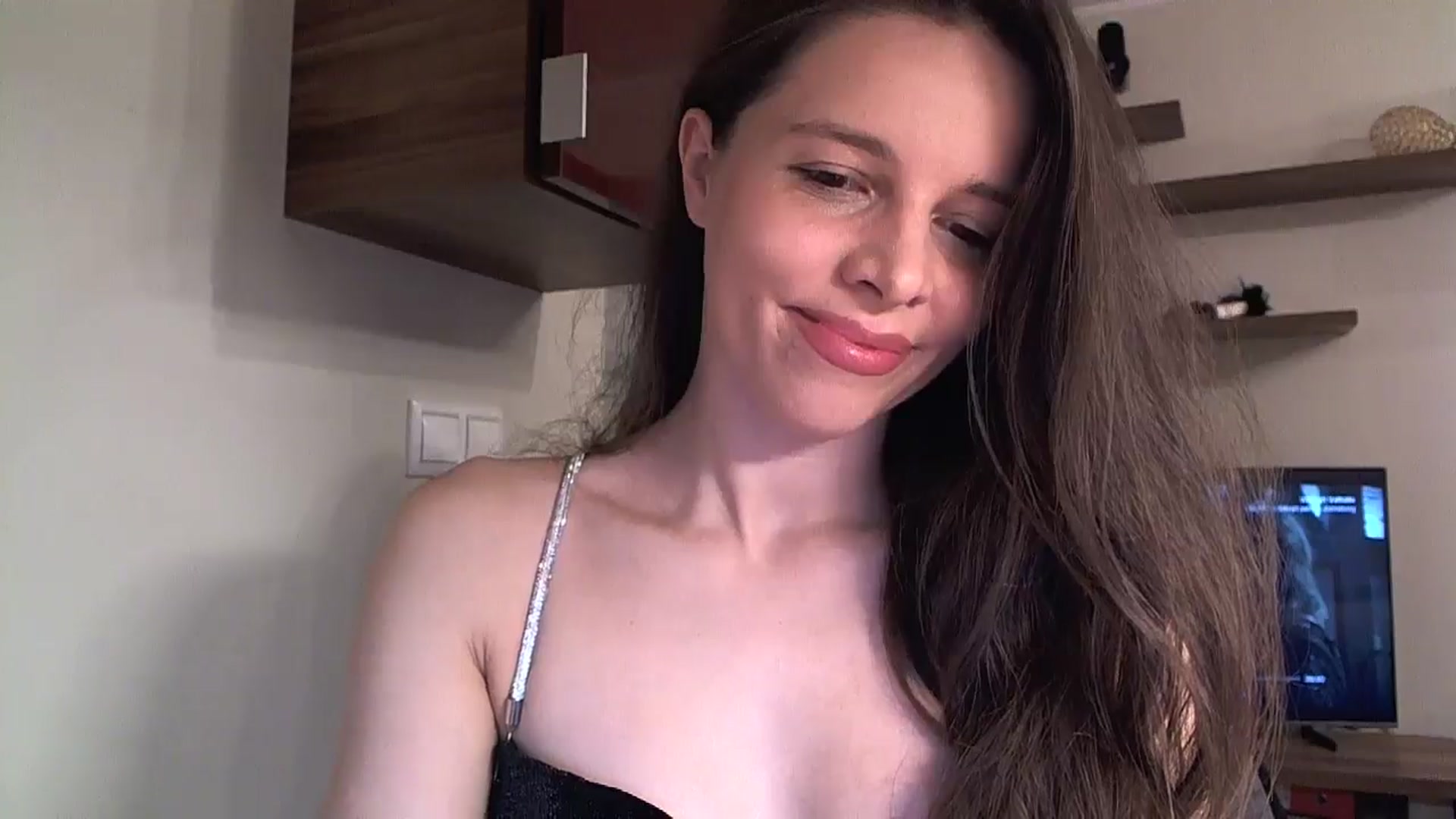 Gallery image thumbnail from Heaven_hot's myfreecams stream on, 11/20/2024, 15:04 image 8 of 20