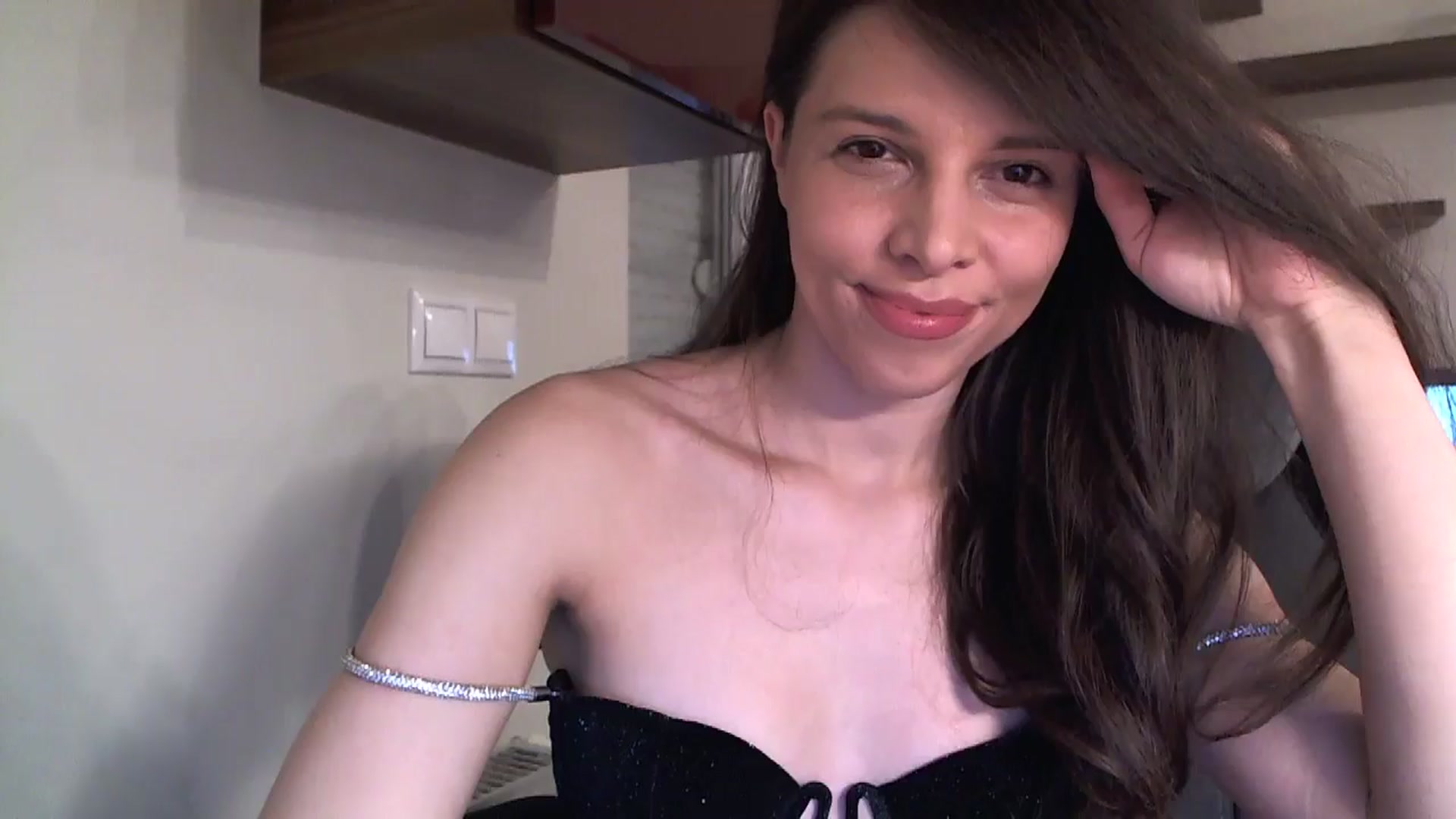 Gallery image thumbnail from Heaven_hot's myfreecams stream on, 11/20/2024, 15:04 image 13 of 20