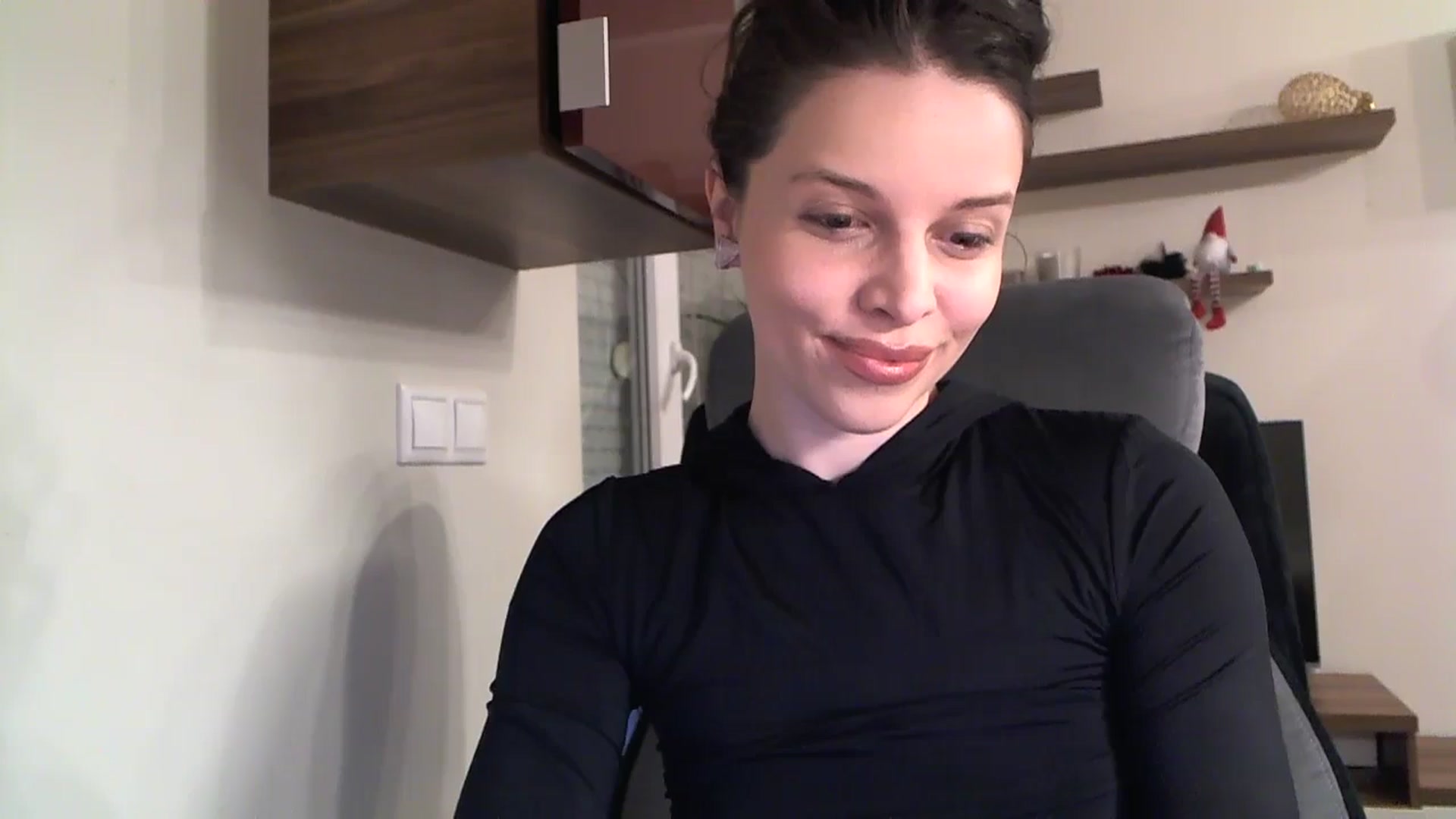 Gallery image thumbnail from Heaven_hot's myfreecams stream on, 11/22/2024, 14:44 image 13 of 20