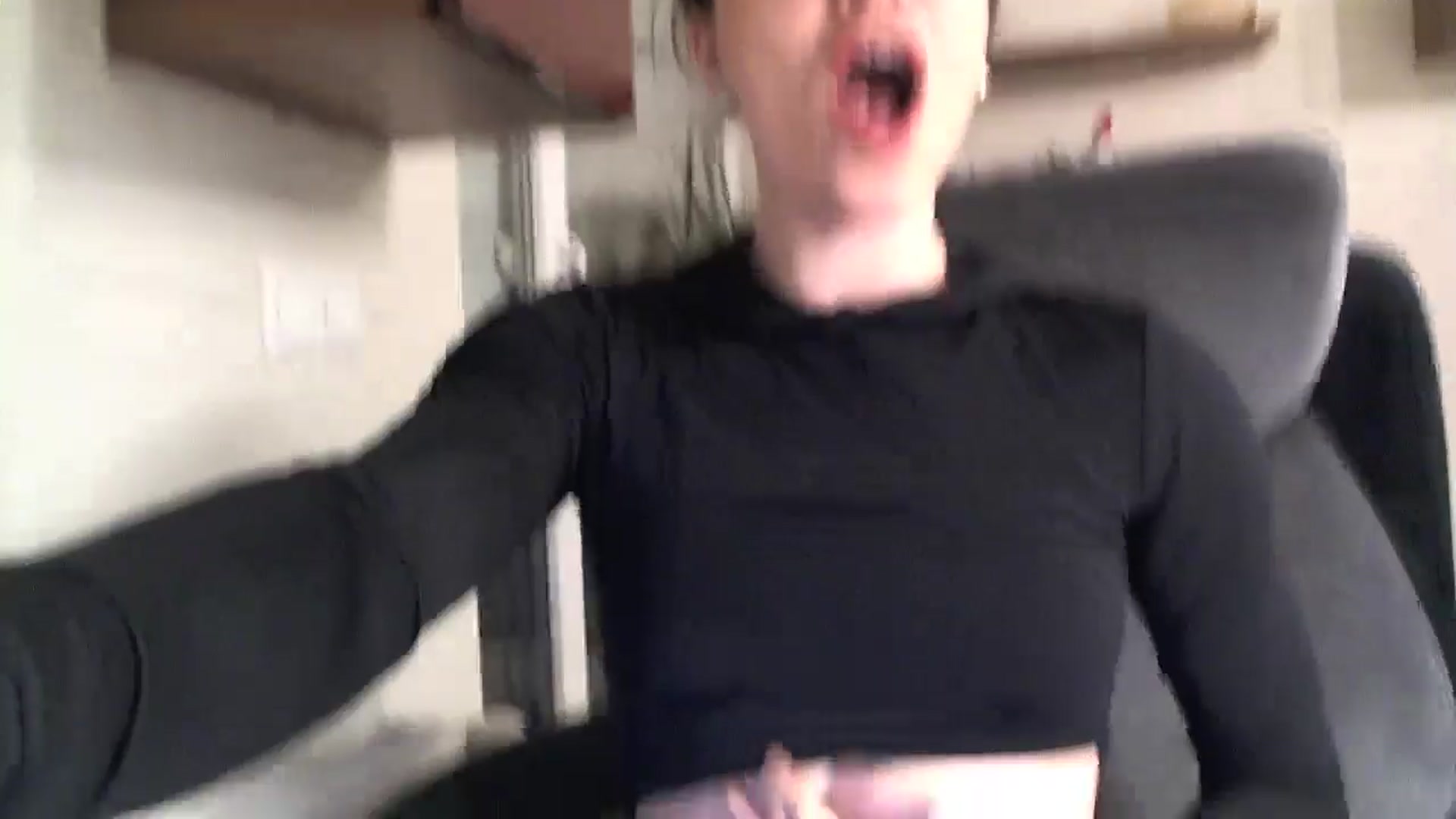 Gallery image thumbnail from Heaven_hot's myfreecams stream on, 11/22/2024, 15:12 image 13 of 20