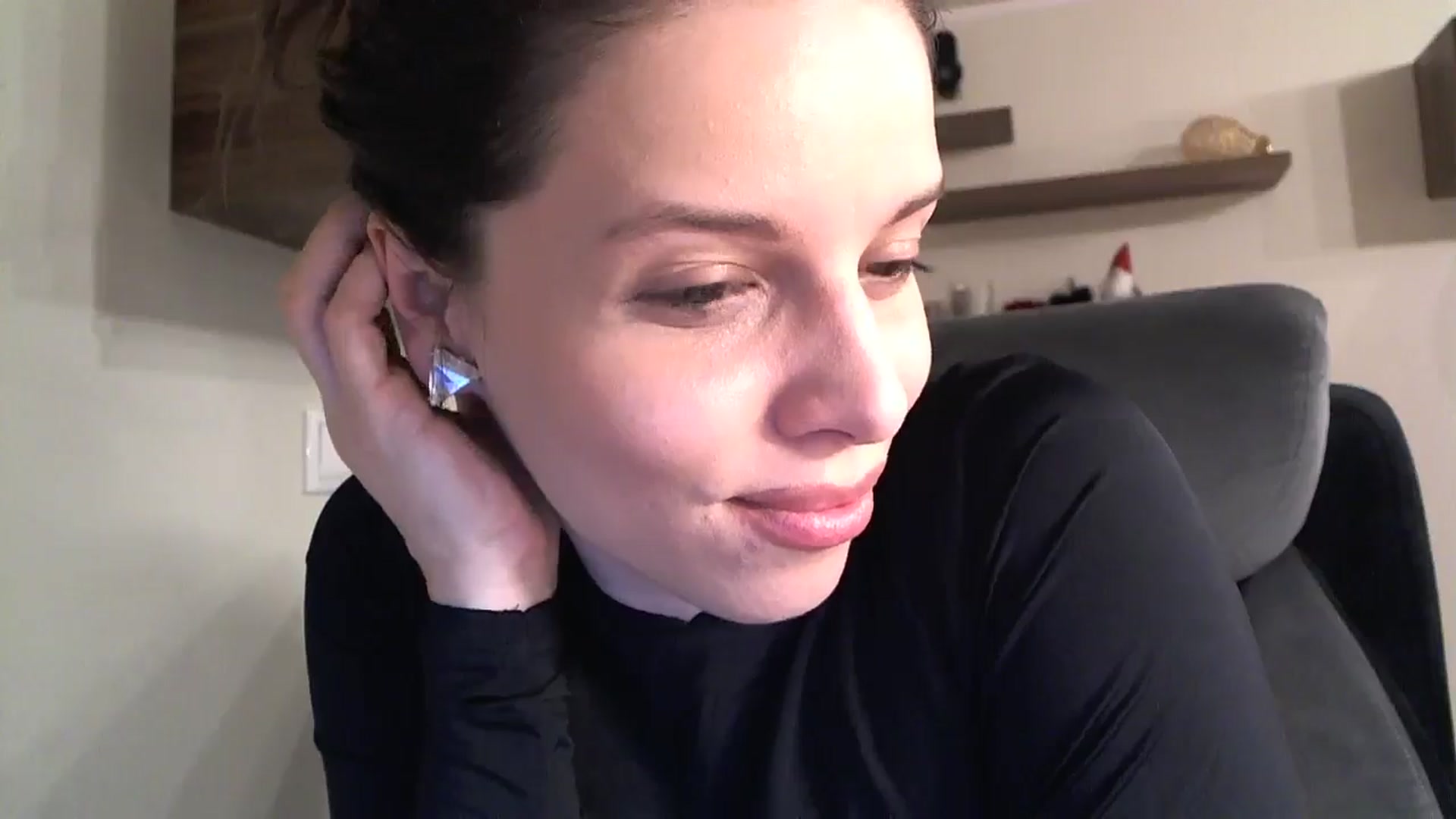 Gallery image thumbnail from Heaven_hot's myfreecams stream on, 11/22/2024, 15:12 image 15 of 20