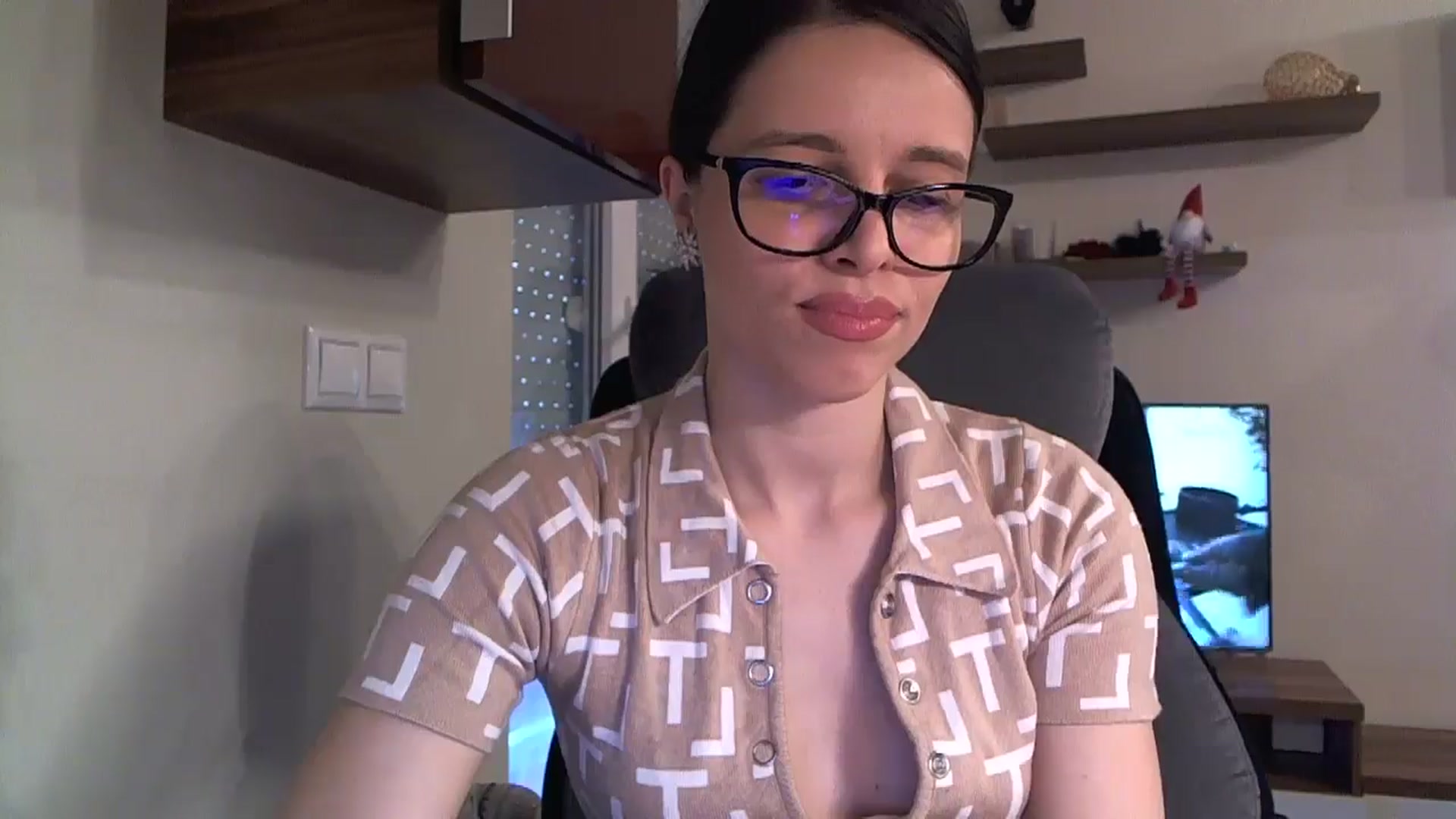 Gallery image thumbnail from Heaven_hot's myfreecams stream on, 11/23/2024, 12:00 image 2 of 20