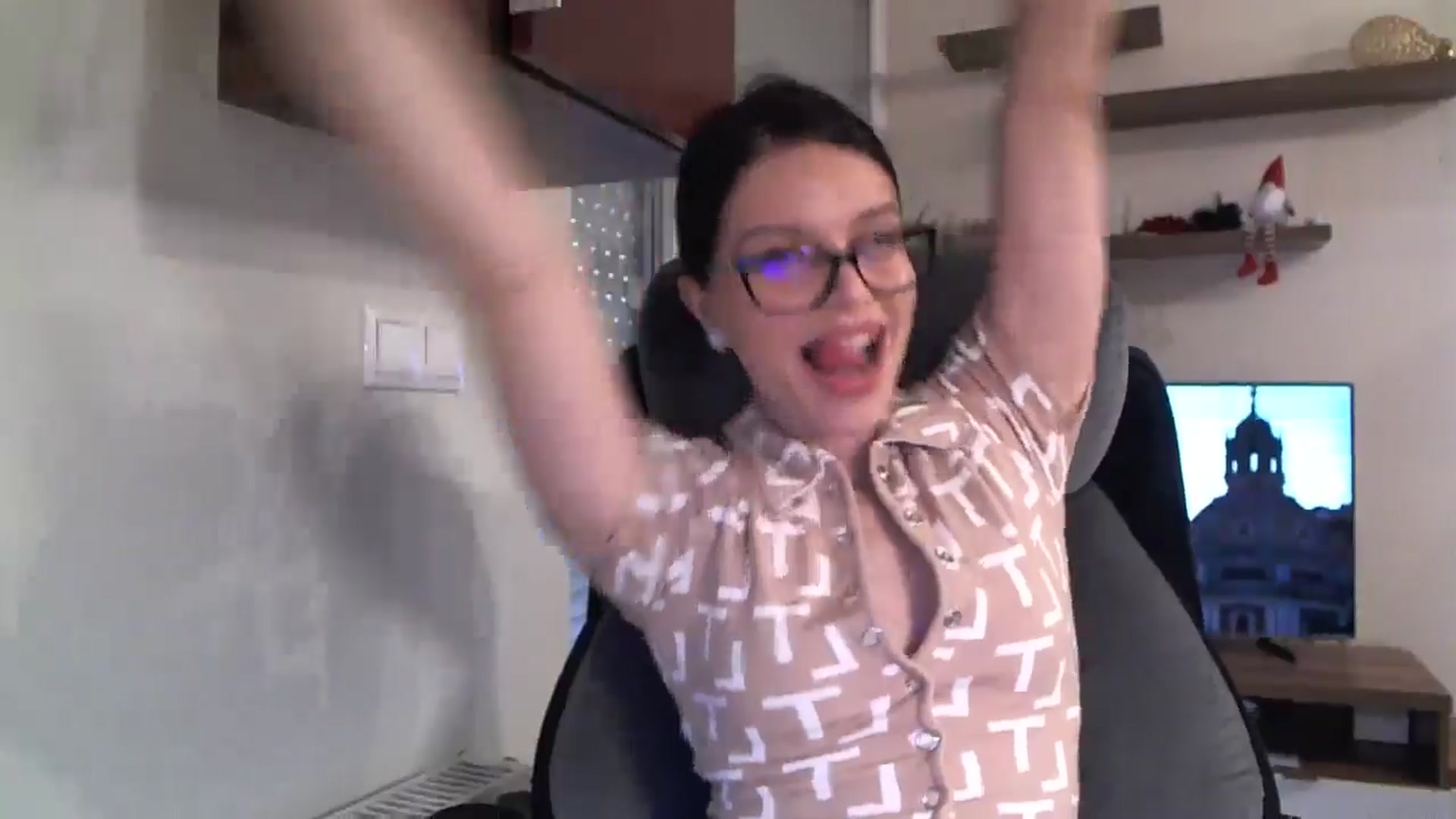 Gallery image thumbnail from Heaven_hot's myfreecams stream on, 11/23/2024, 12:00 image 13 of 20
