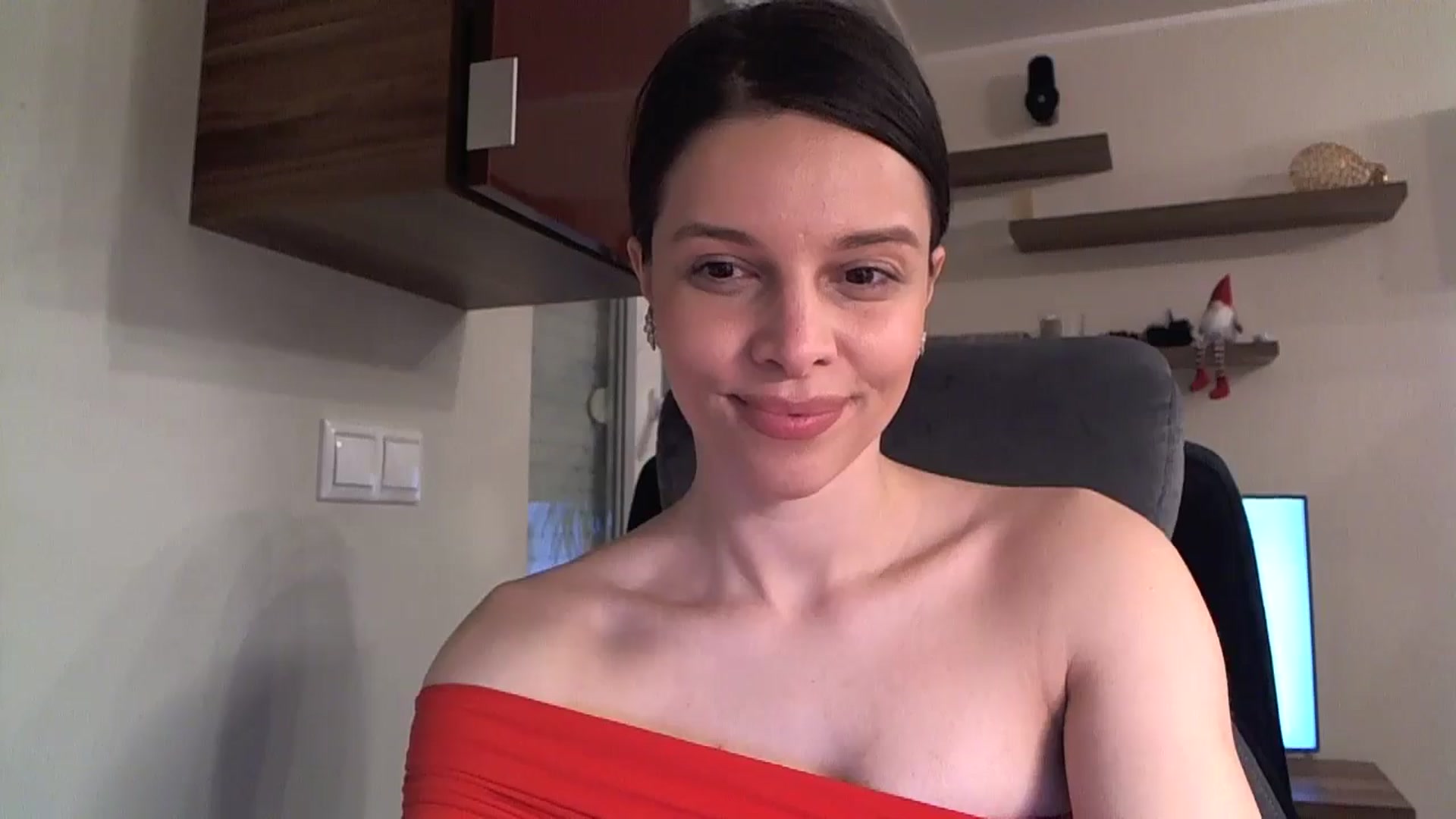 Gallery image thumbnail from Heaven_hot's myfreecams stream on, 11/23/2024, 14:26 image 8 of 20