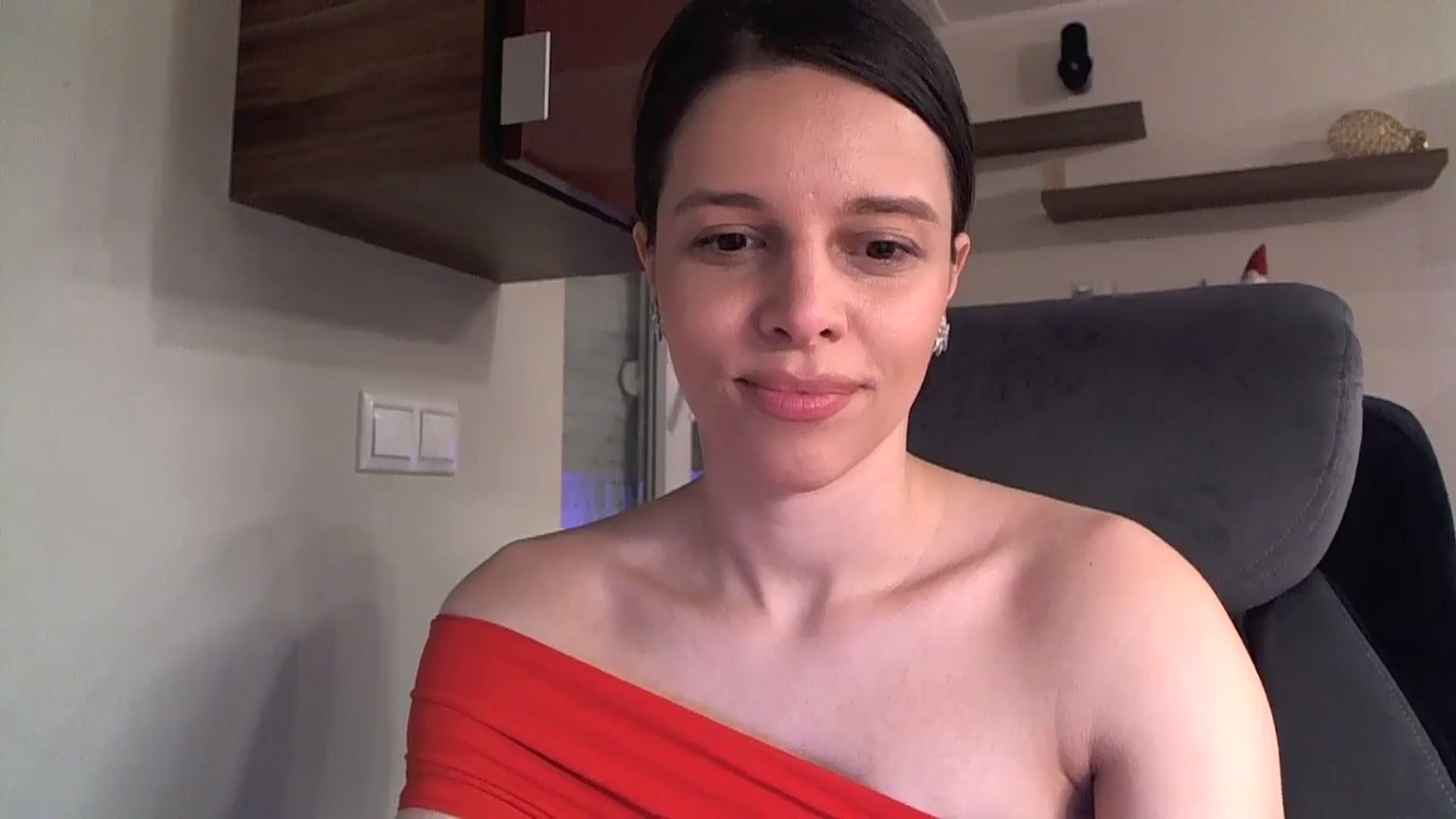 Gallery image thumbnail from Heaven_hot's myfreecams stream on, 11/23/2024, 14:26 image 18 of 20