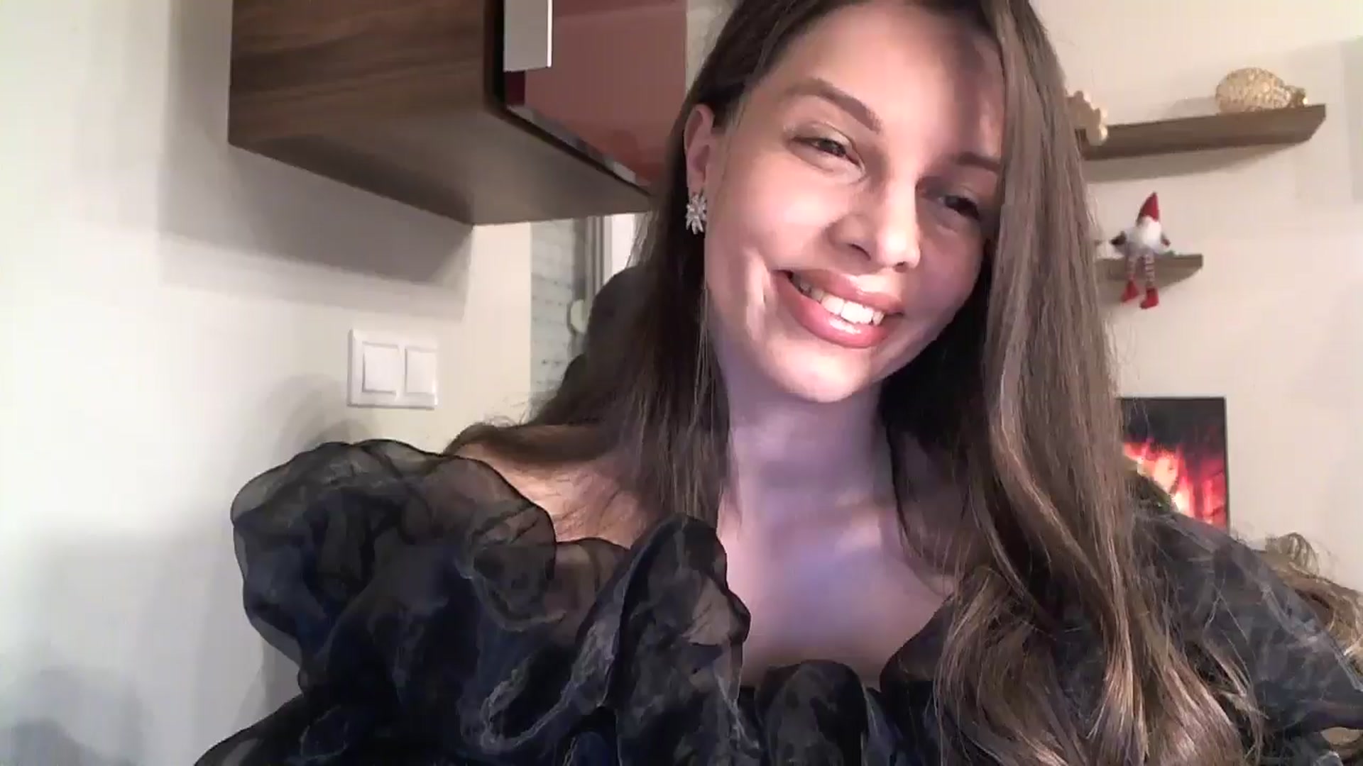 Gallery image thumbnail from Heaven_hot's myfreecams stream on, 11/25/2024, 15:37 image 17 of 20
